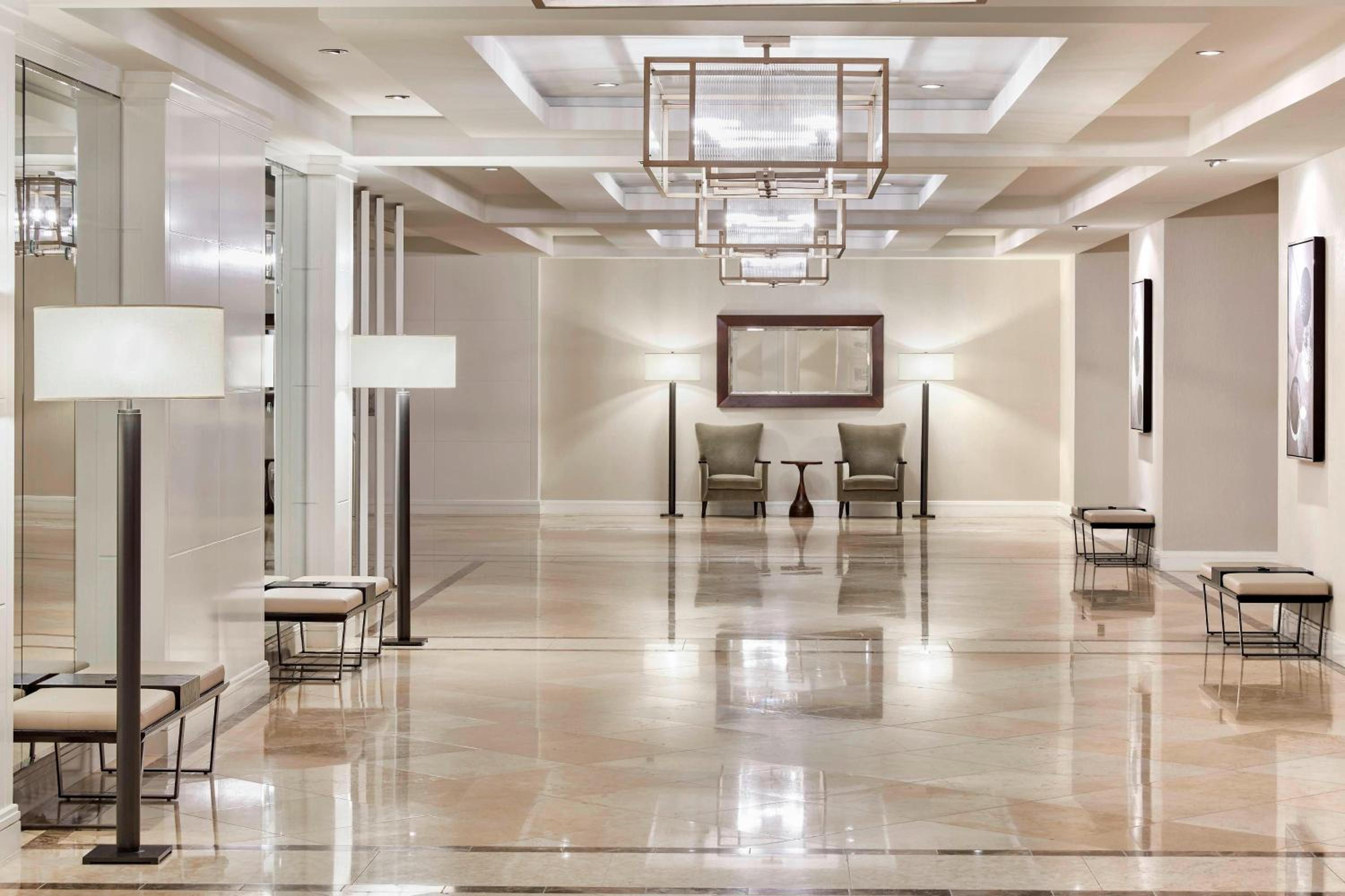 Burbank Vacations - Los Angeles Marriott Burbank Airport - Property Image 19