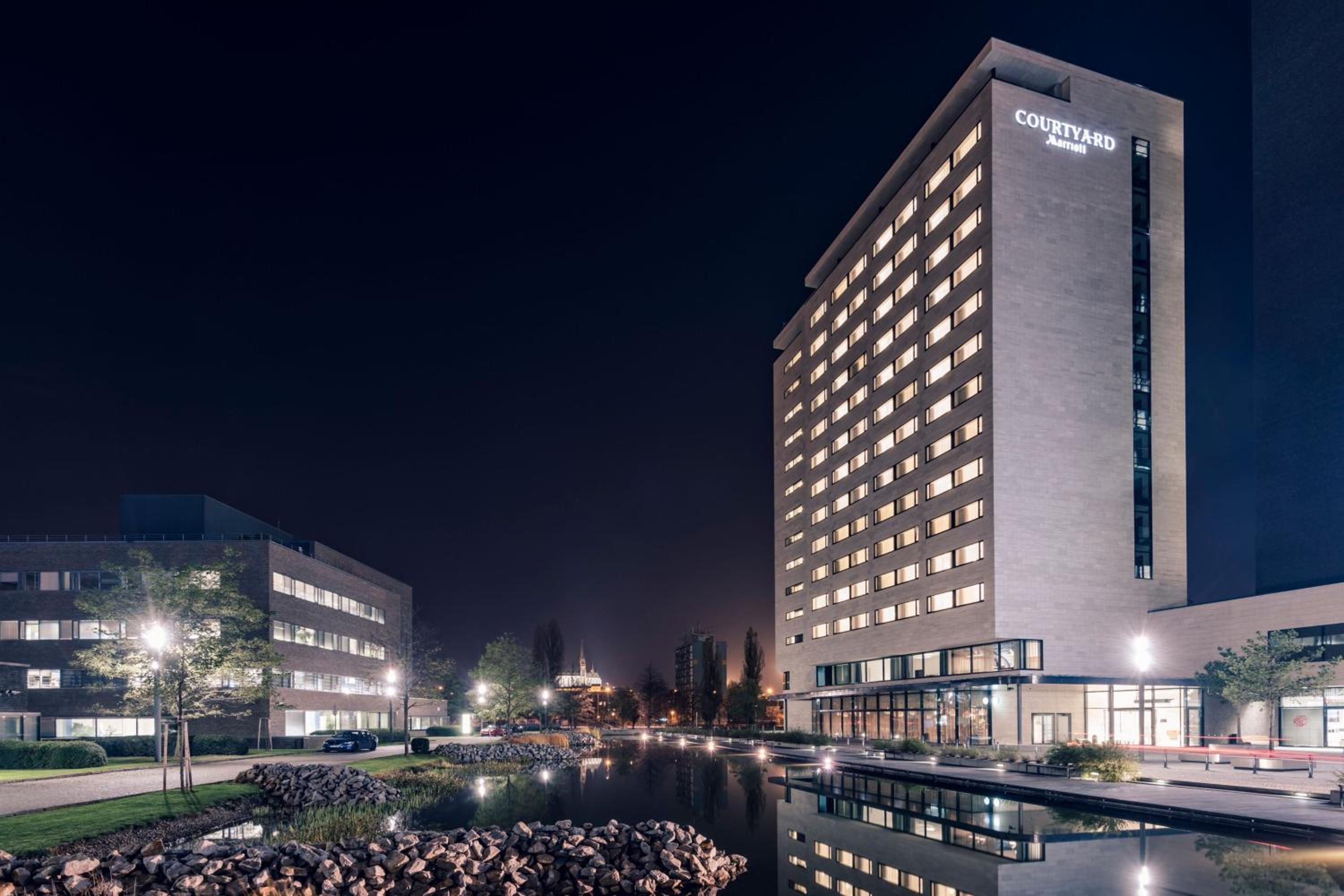 Brno Vacations - Courtyard by Marriott Brno - Property Image 4