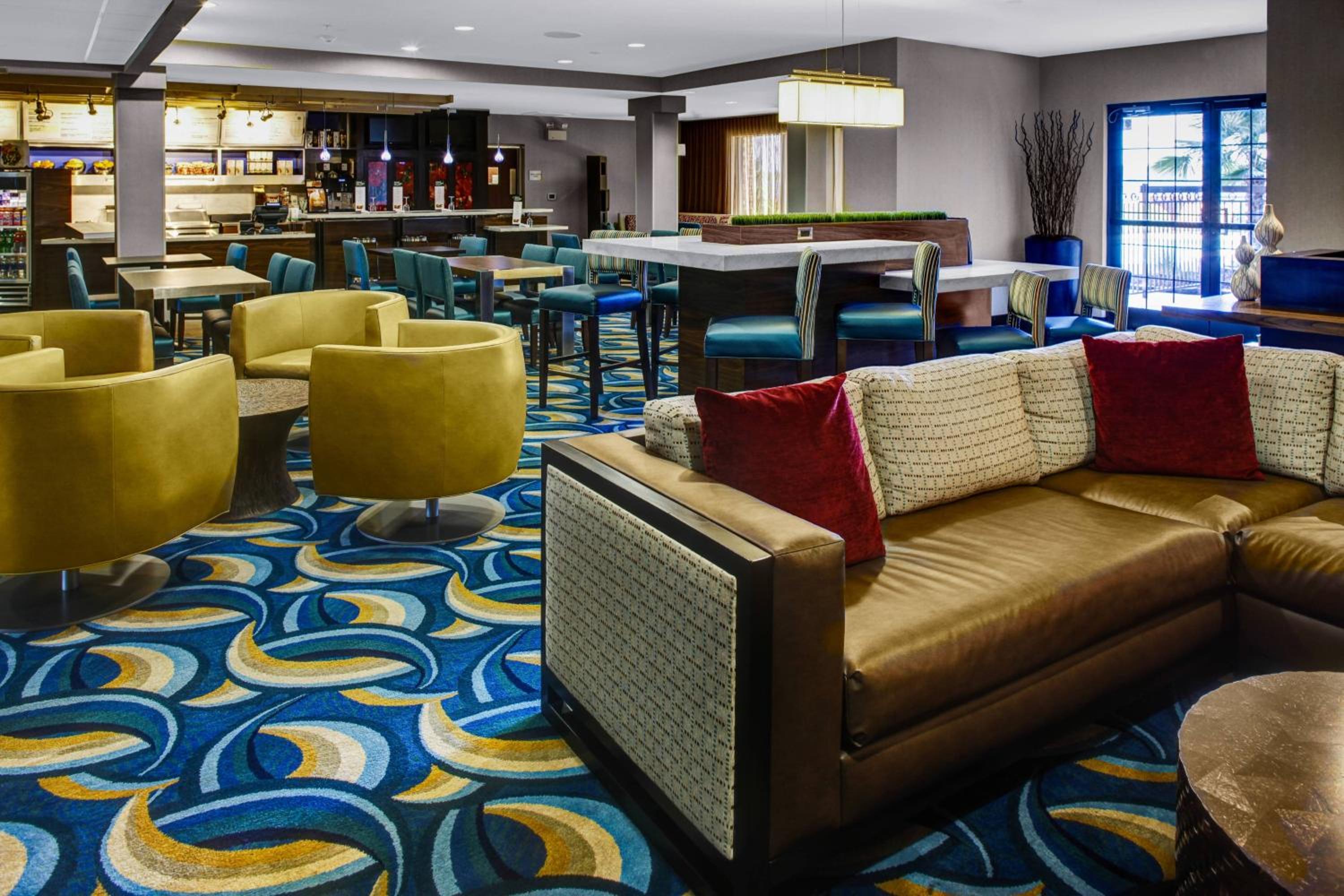 New Bern Vacations - Courtyard by Marriott New Bern - Property Image 1