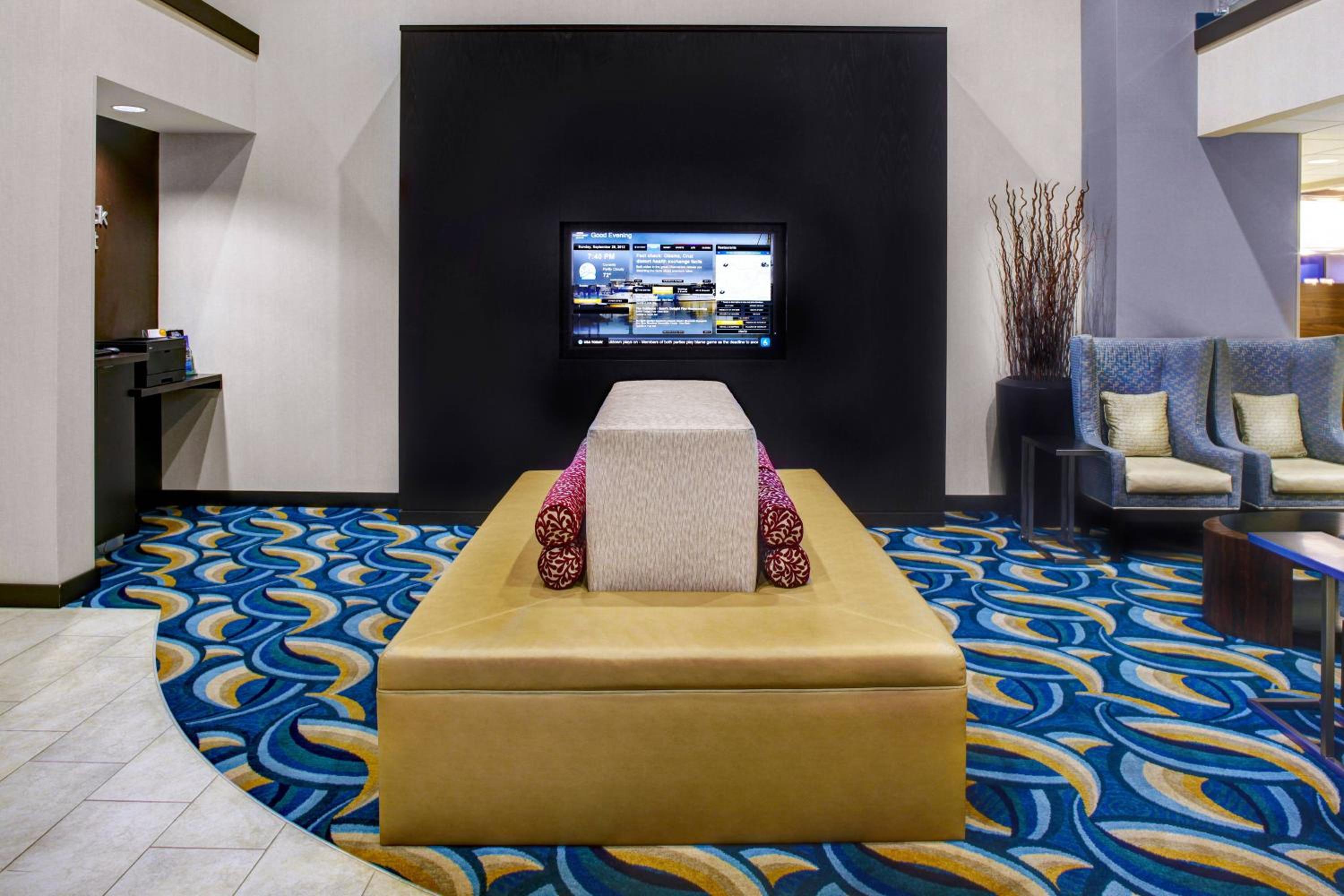 New Bern Vacations - Courtyard by Marriott New Bern - Property Image 1