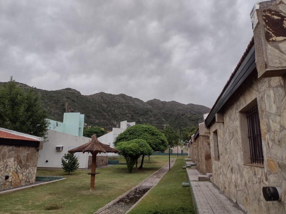 complejo yaquii (cabañas)