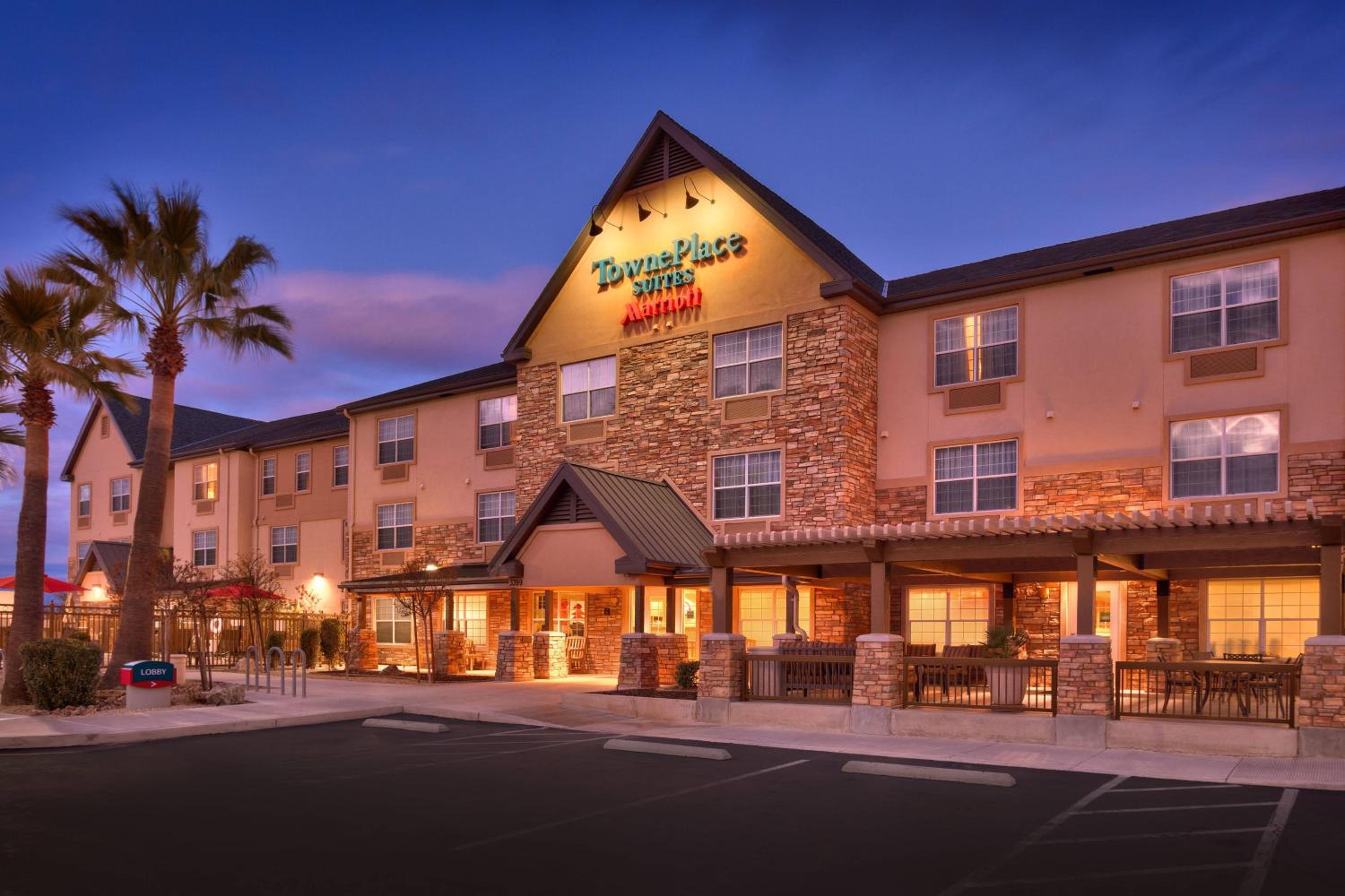 Sierra Vista Vacations - TownePlace Suites by Marriott Sierra Vista - Property Image 11