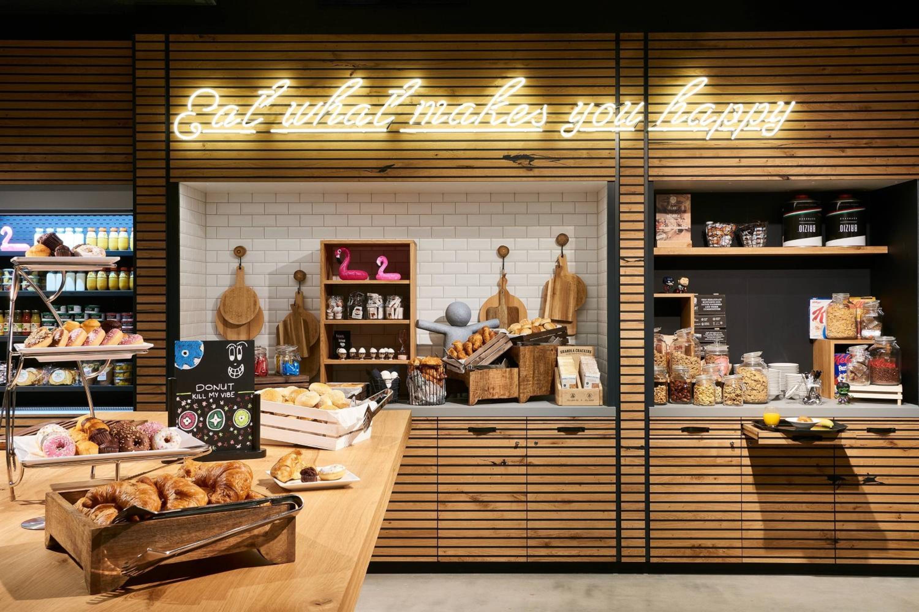 Hoofddorp Vacations - Moxy Amsterdam Schiphol Airport - Property Image 2