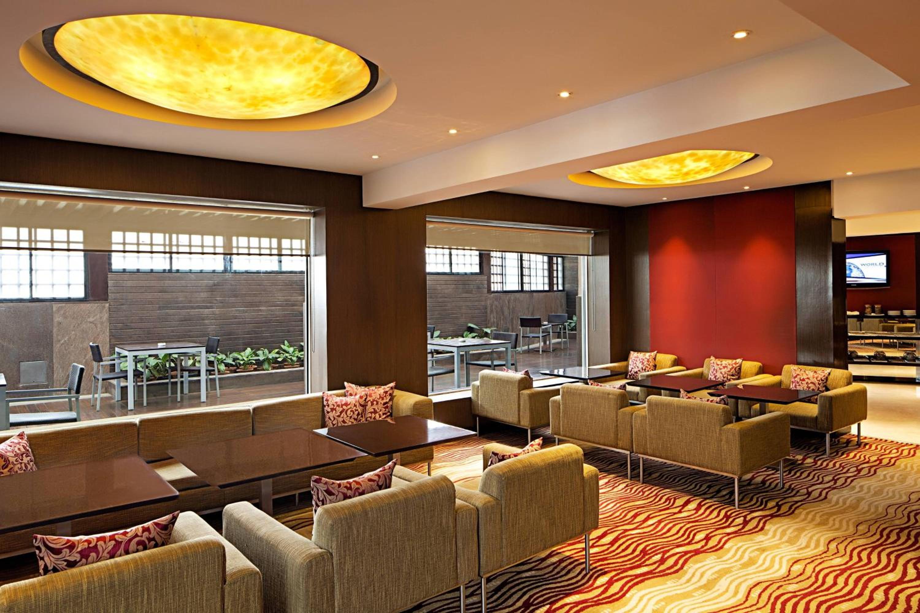 Mumbai Vacations - Courtyard by Marriott Mumbai International Airport - Property Image 48
