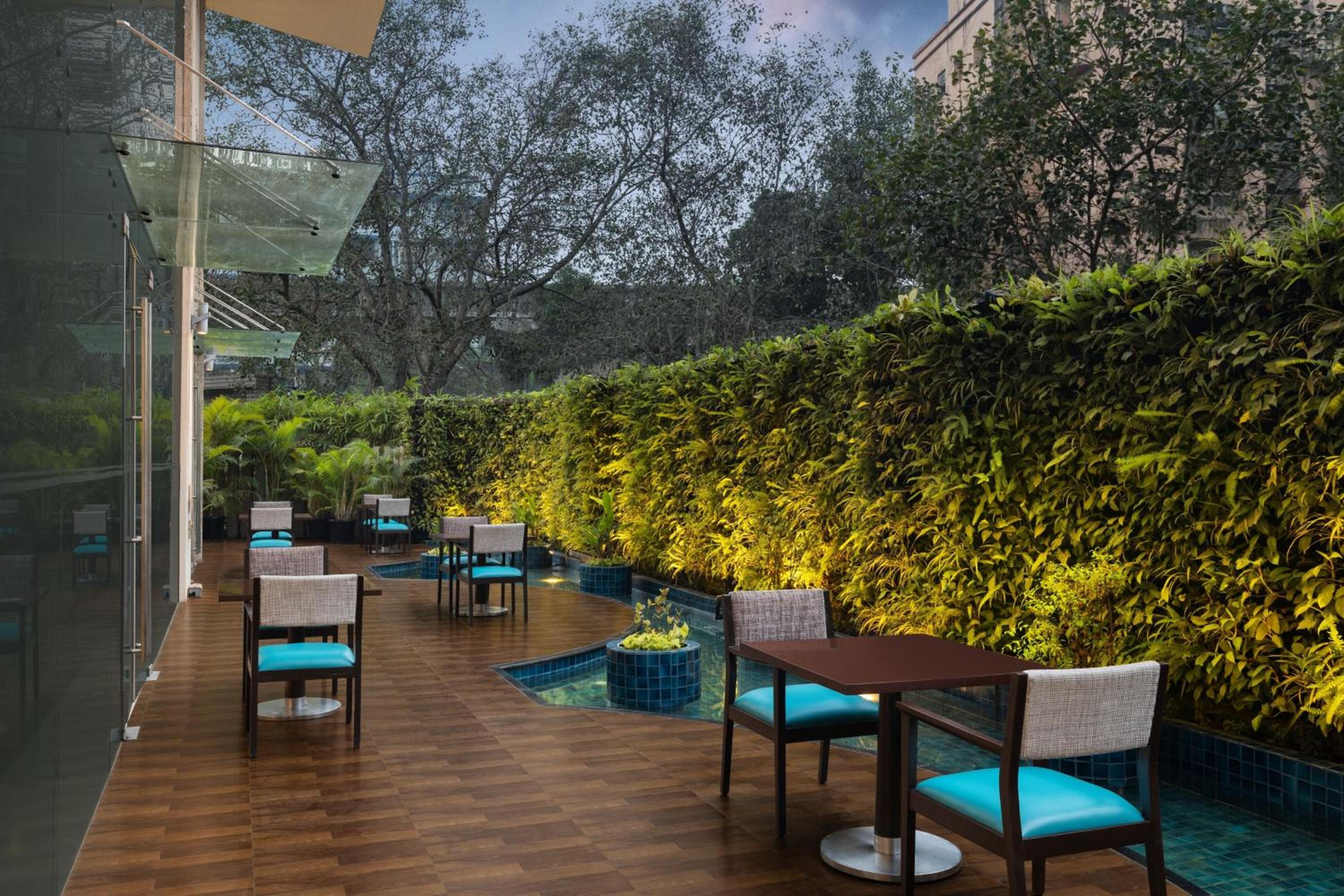 Mumbai Vacations - Courtyard by Marriott Mumbai International Airport - Property Image 19