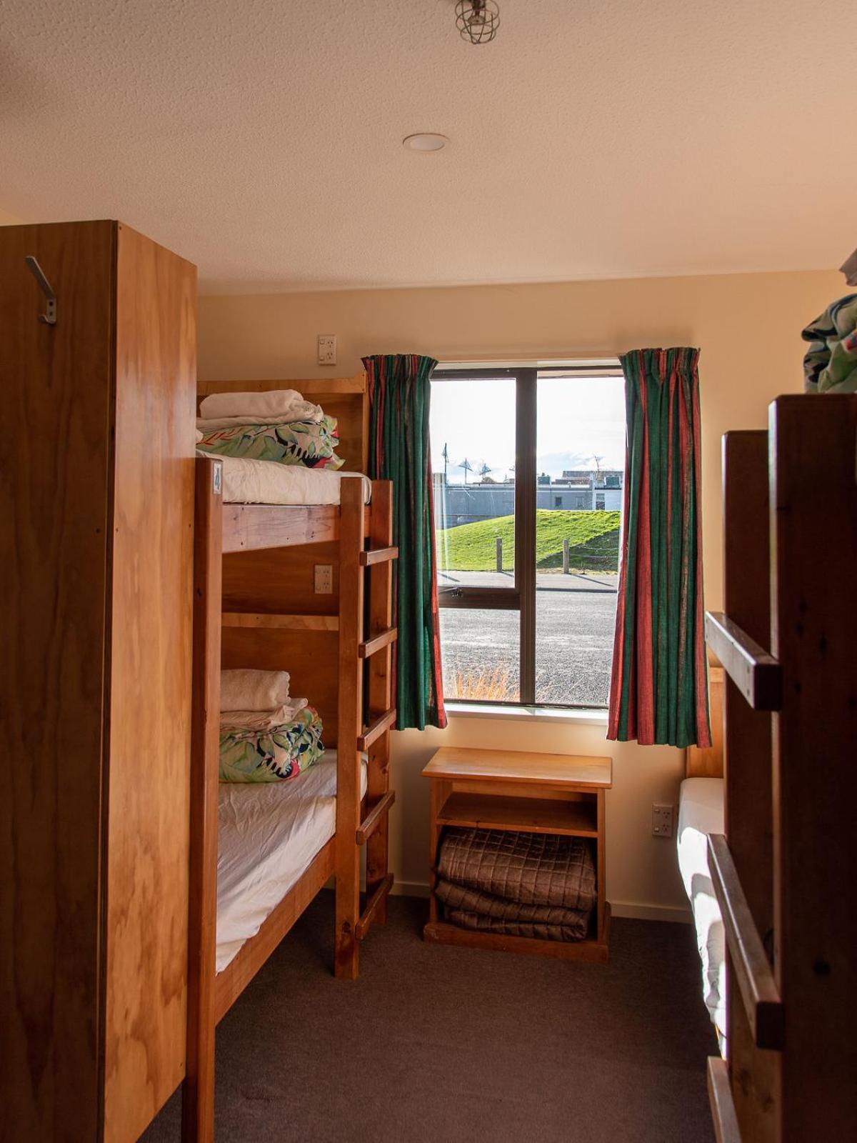 Snow Denn Lodge