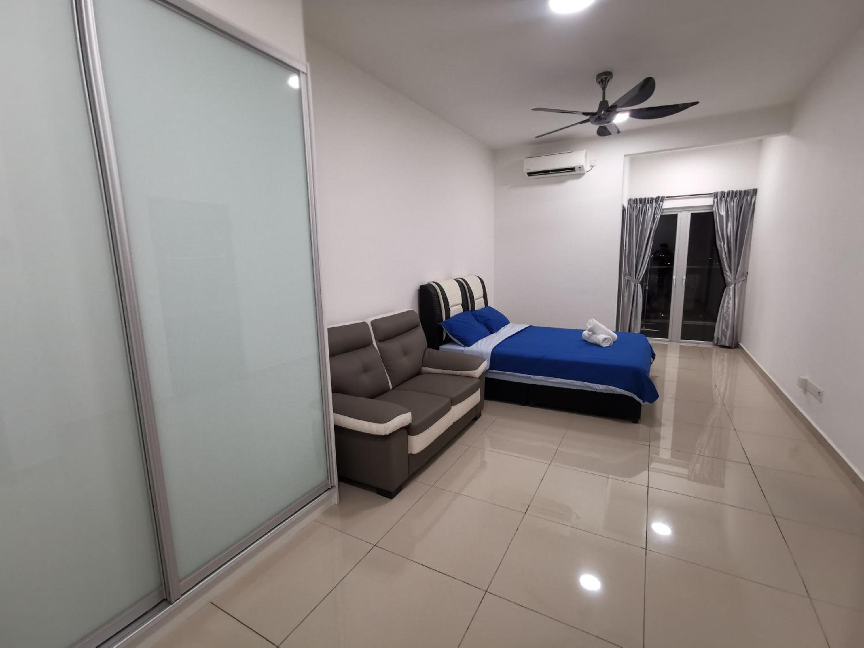 One Sentral Condo Bukit Indah Legoland Eco Botanic 8 paxs photo 6