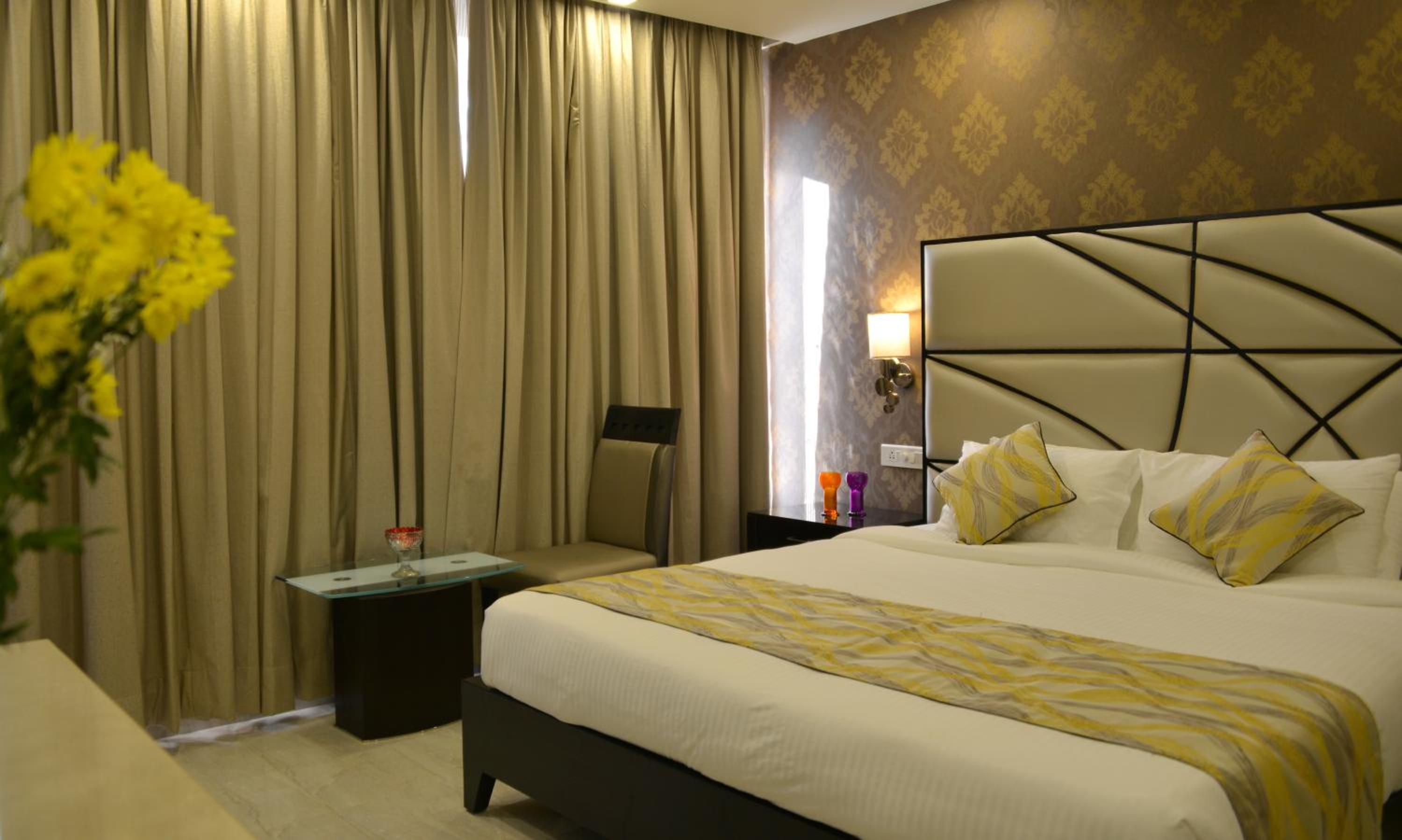 Orabella Villas & Suites