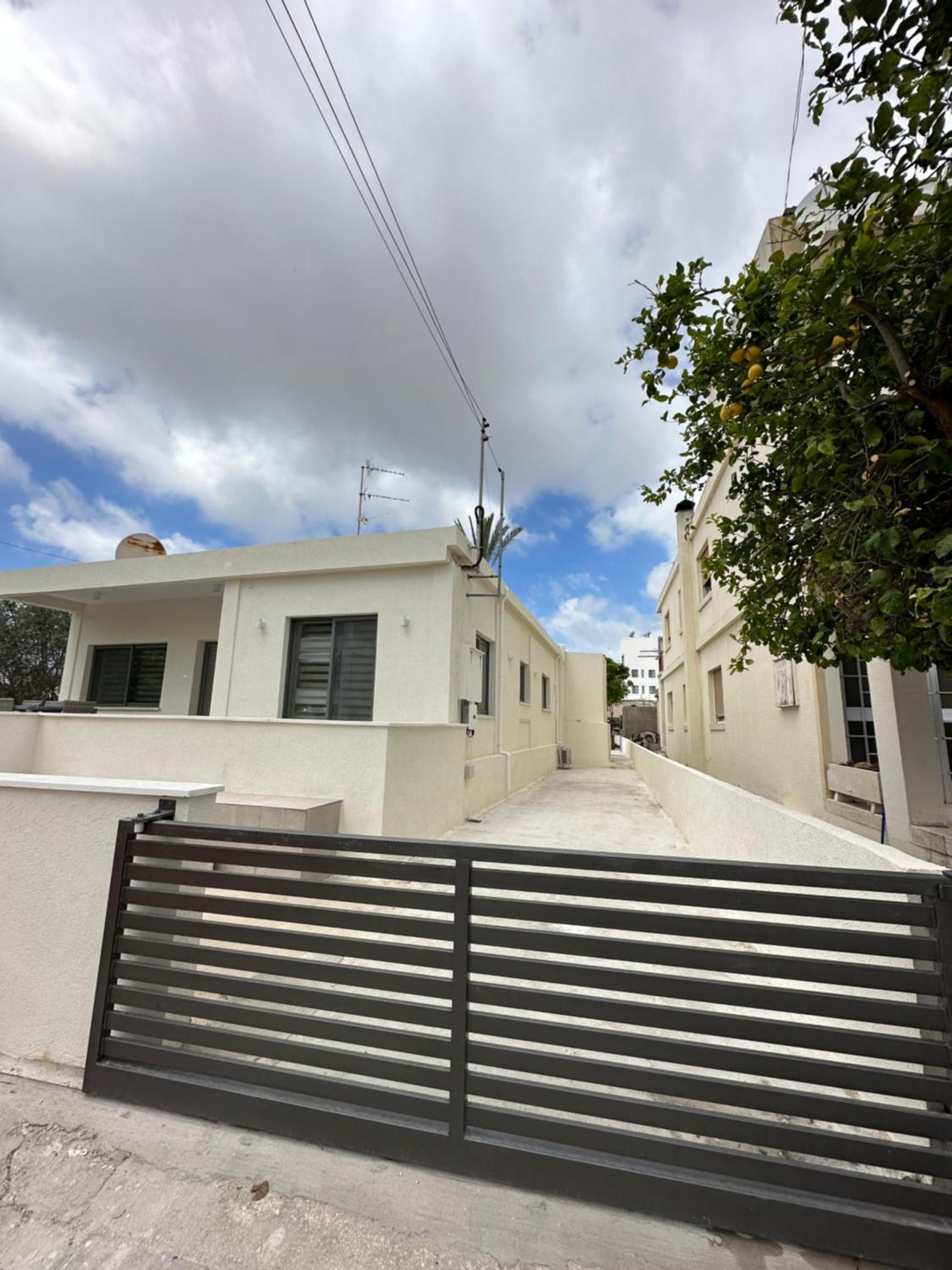 Villa Meropi