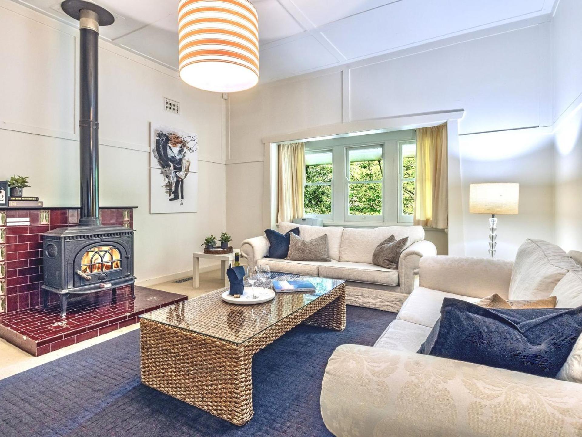 Leura Country Cottage