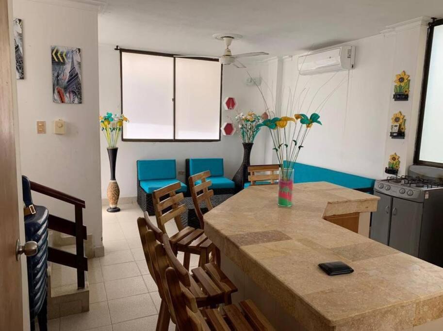 Cabaña #11 frente al mar en Coveñas - Tercera Encenada - Conjunto con piscina