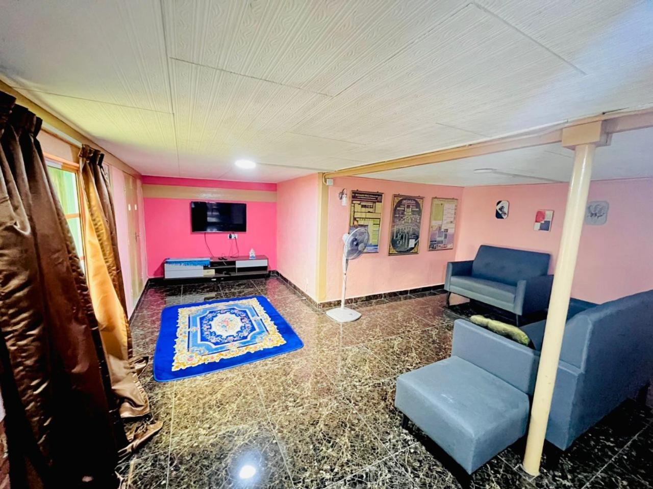 Halim's Rumah Singgah Mxslim only photo 5
