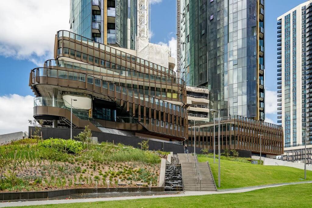 City View Luxury 3 Bedroom Apartment-Free Car Park