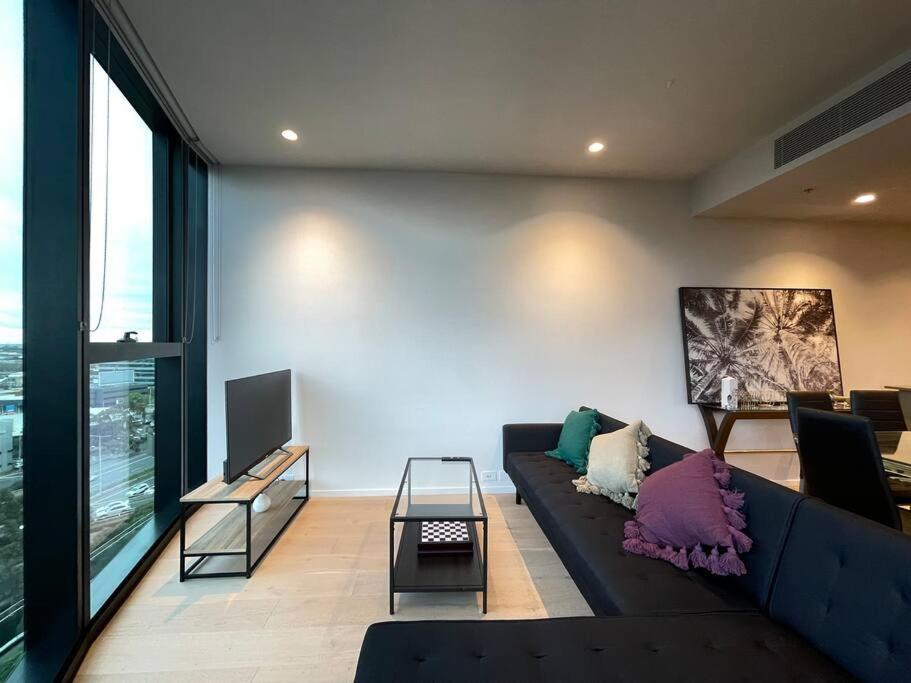 City View Luxury 3 Bedroom Apartment-Free Car Park