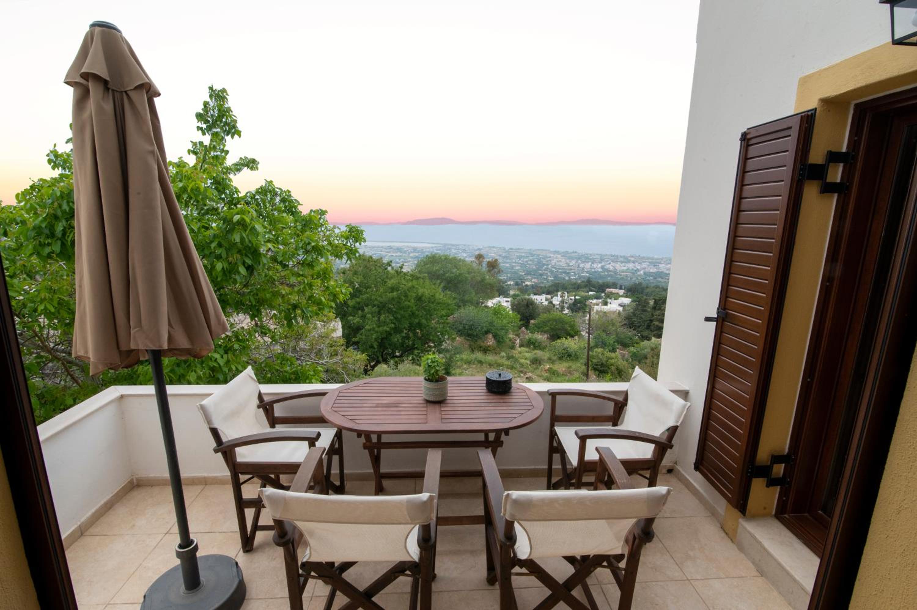 DIMIS ASOMATOS HOMES