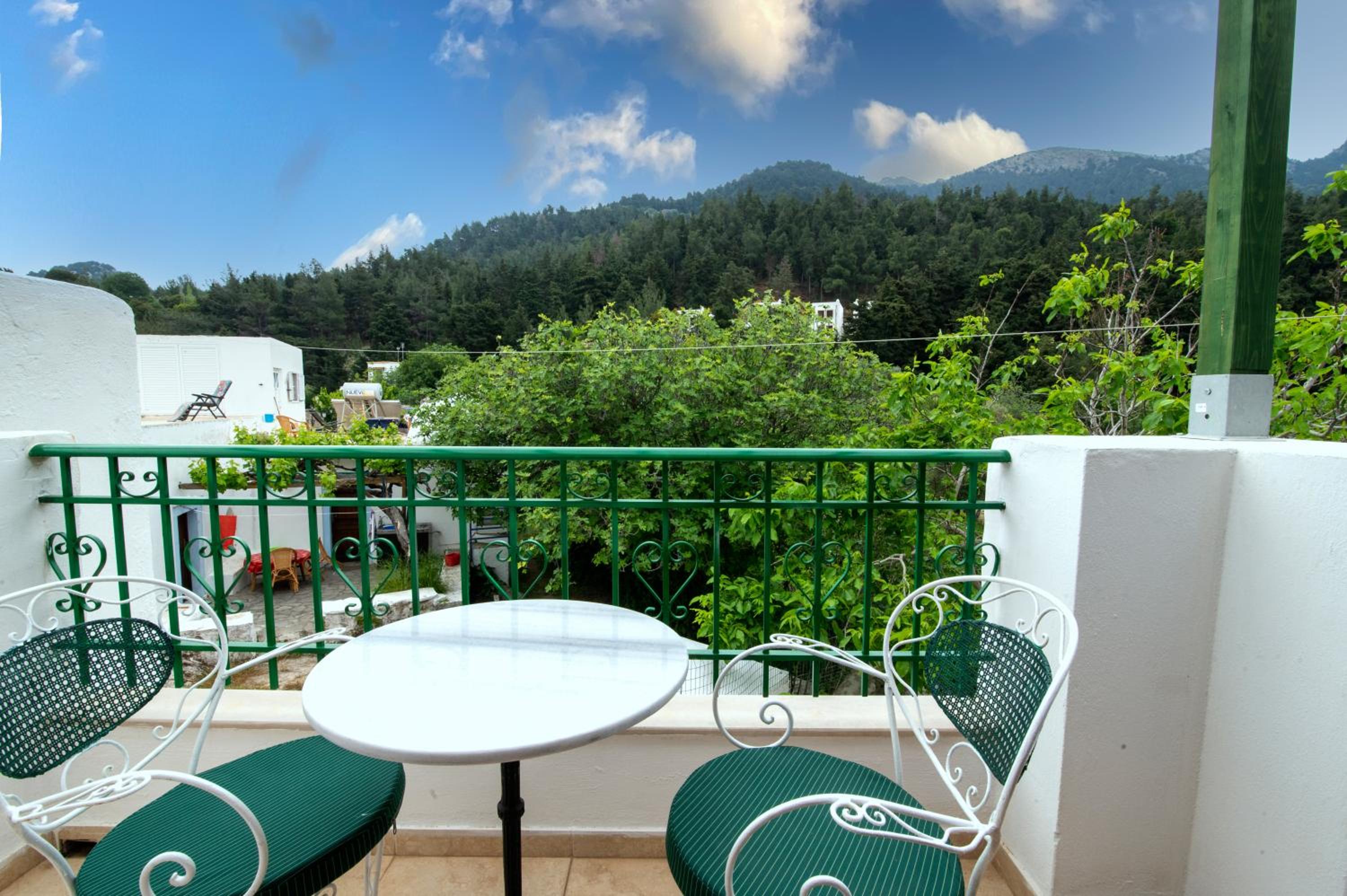 DIMIS ASOMATOS HOMES
