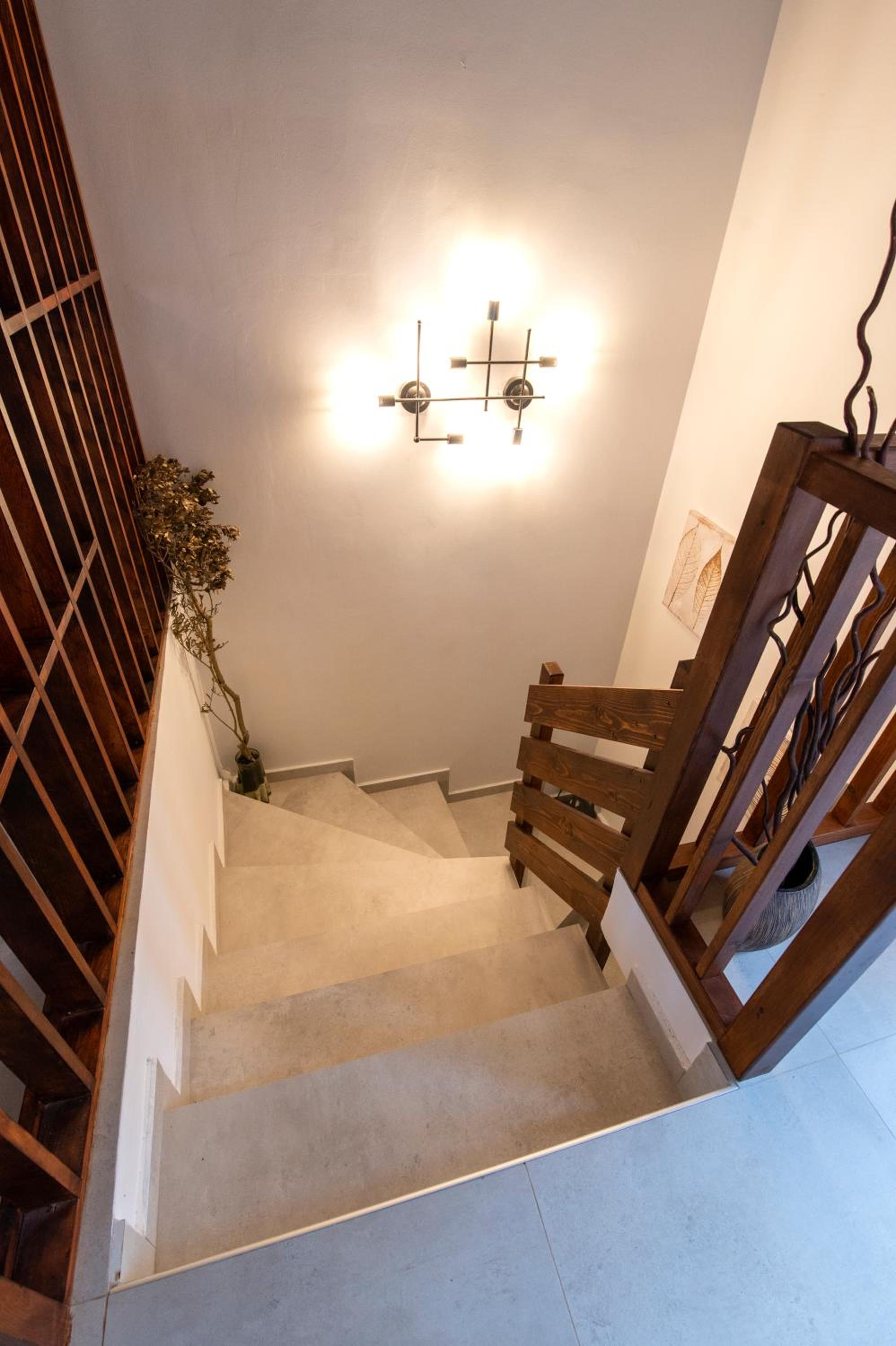 DIMIS ASOMATOS HOMES