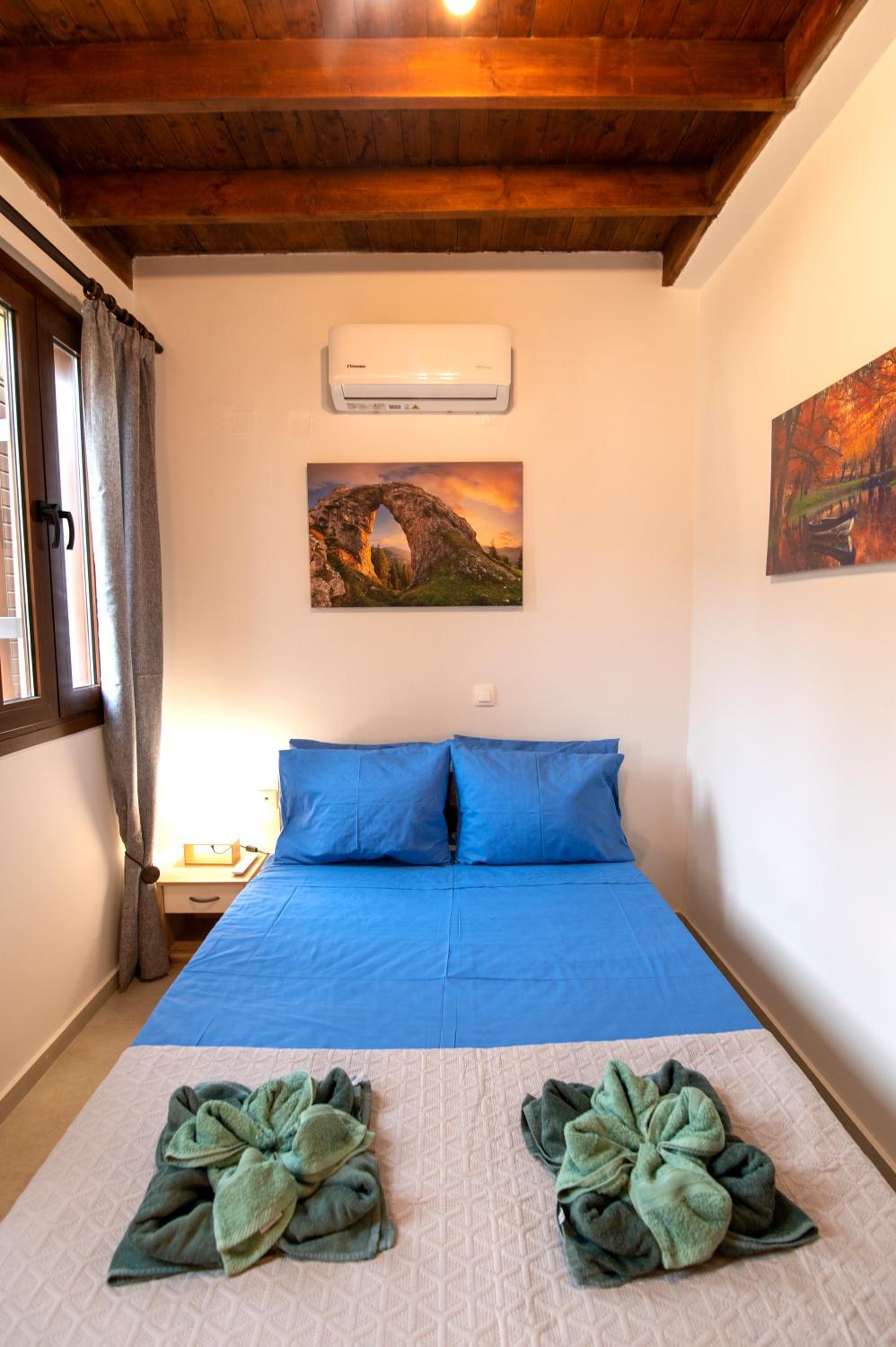 DIMIS ASOMATOS HOMES