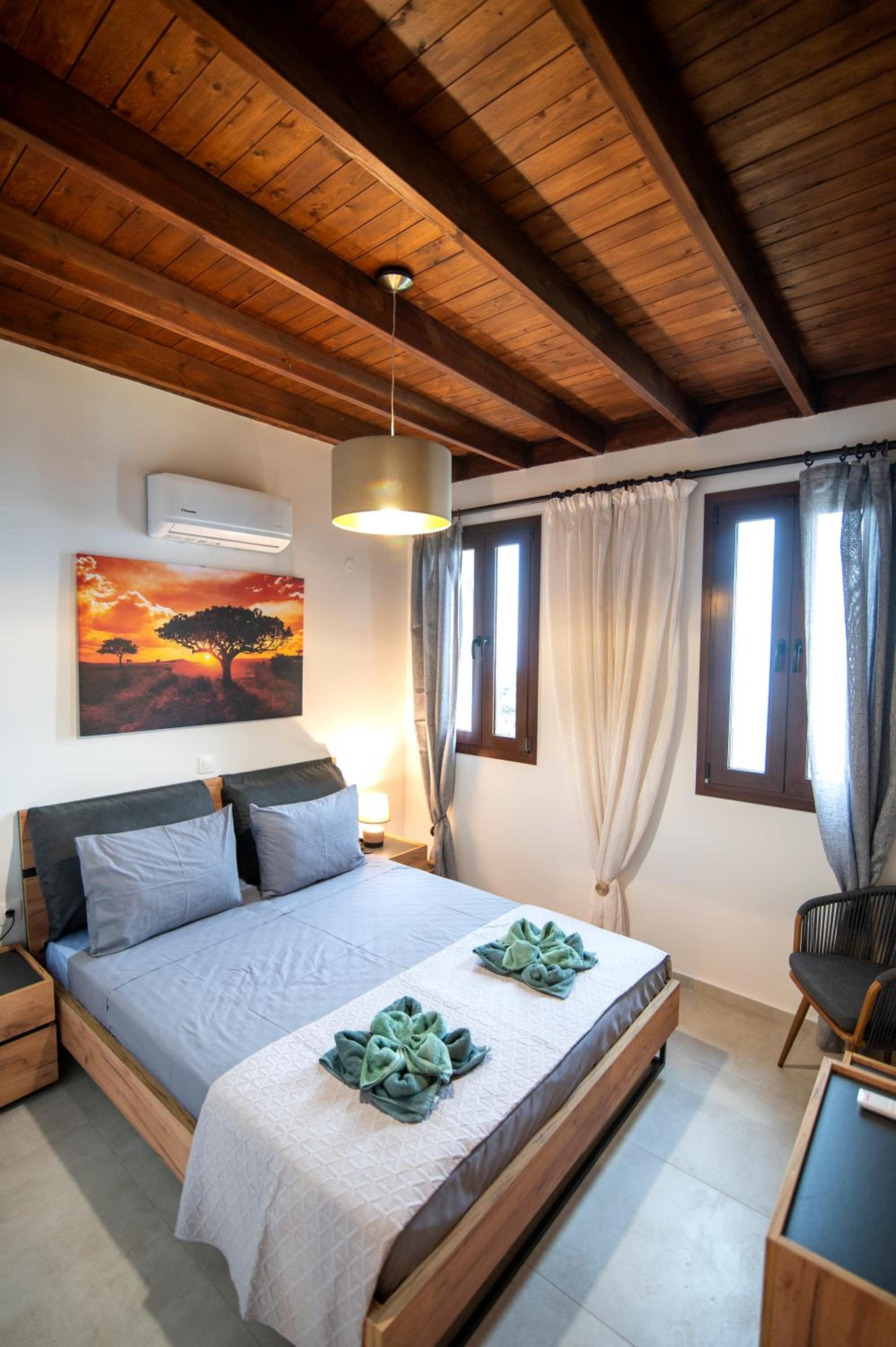 DIMIS ASOMATOS HOMES