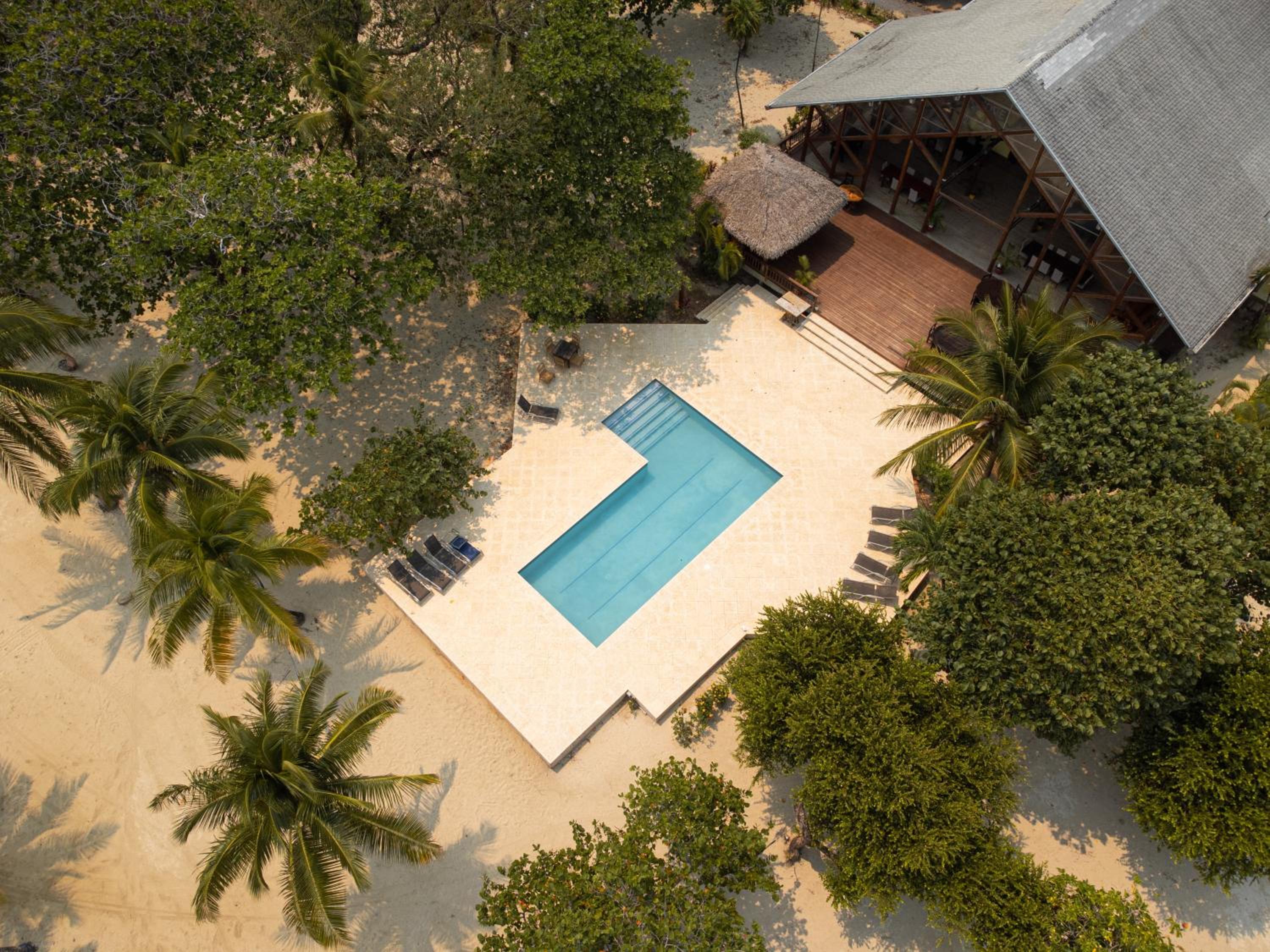 Tropical Breeze in Palmetto Bay view 2