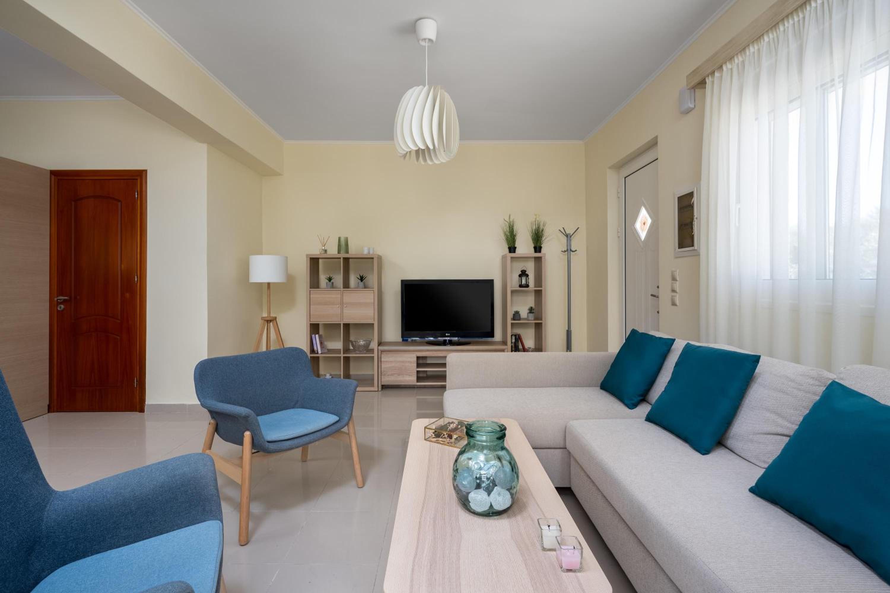 Sunny Garden Apartments view 5