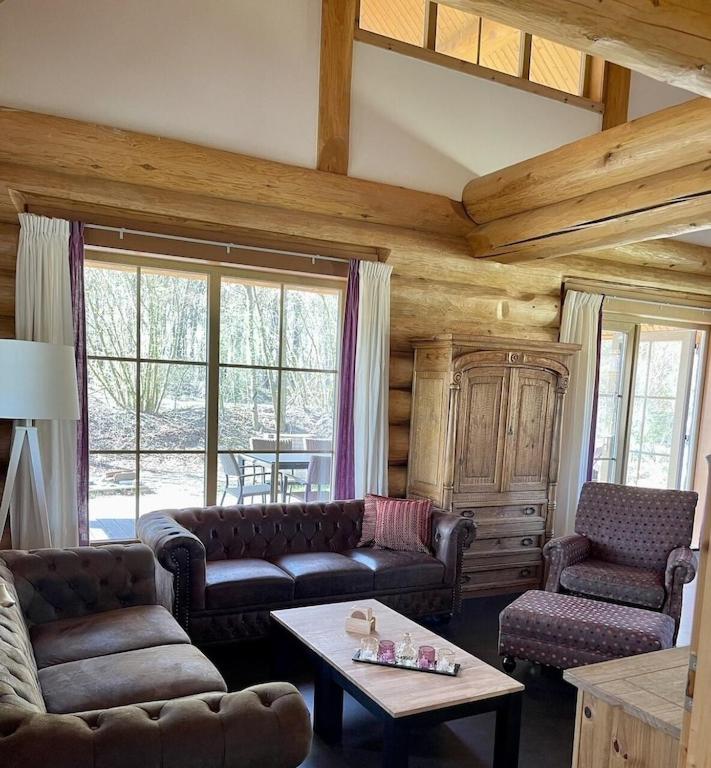 Unieke houten villa met SAUNA in Twente - 5p view 5
