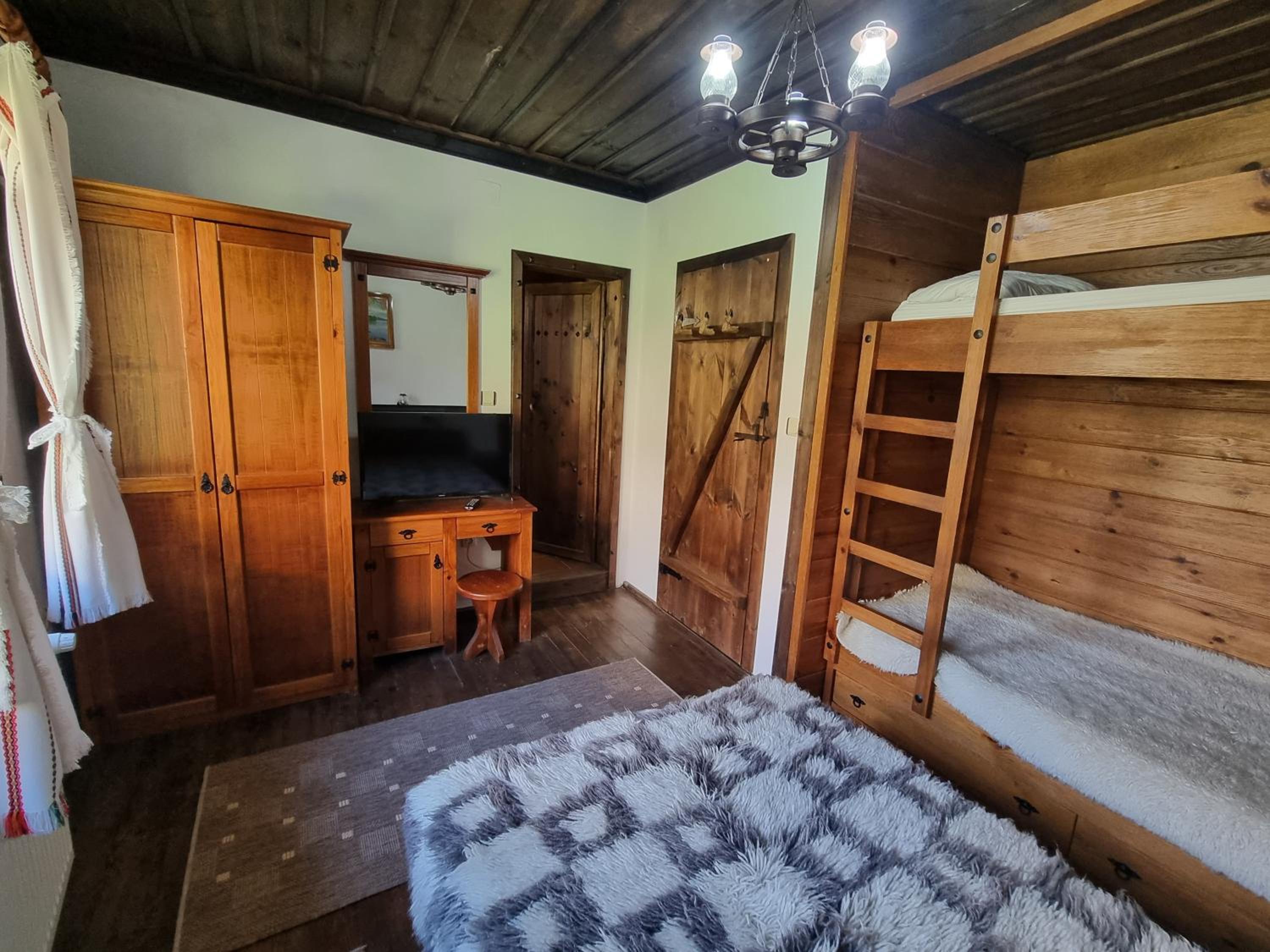 Leshten Valentin's House