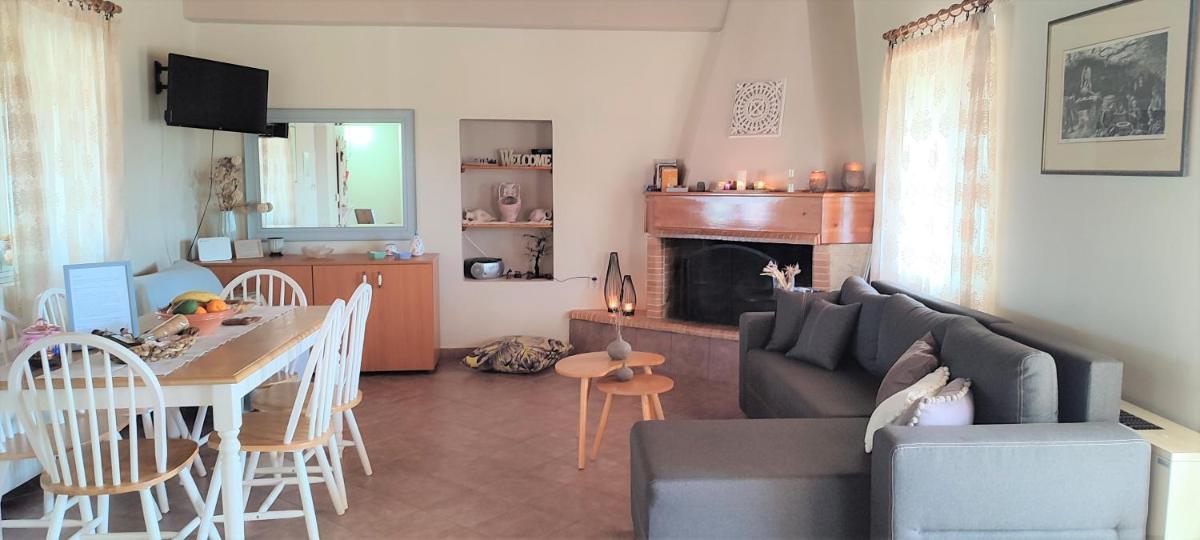 Aoria Traditional House