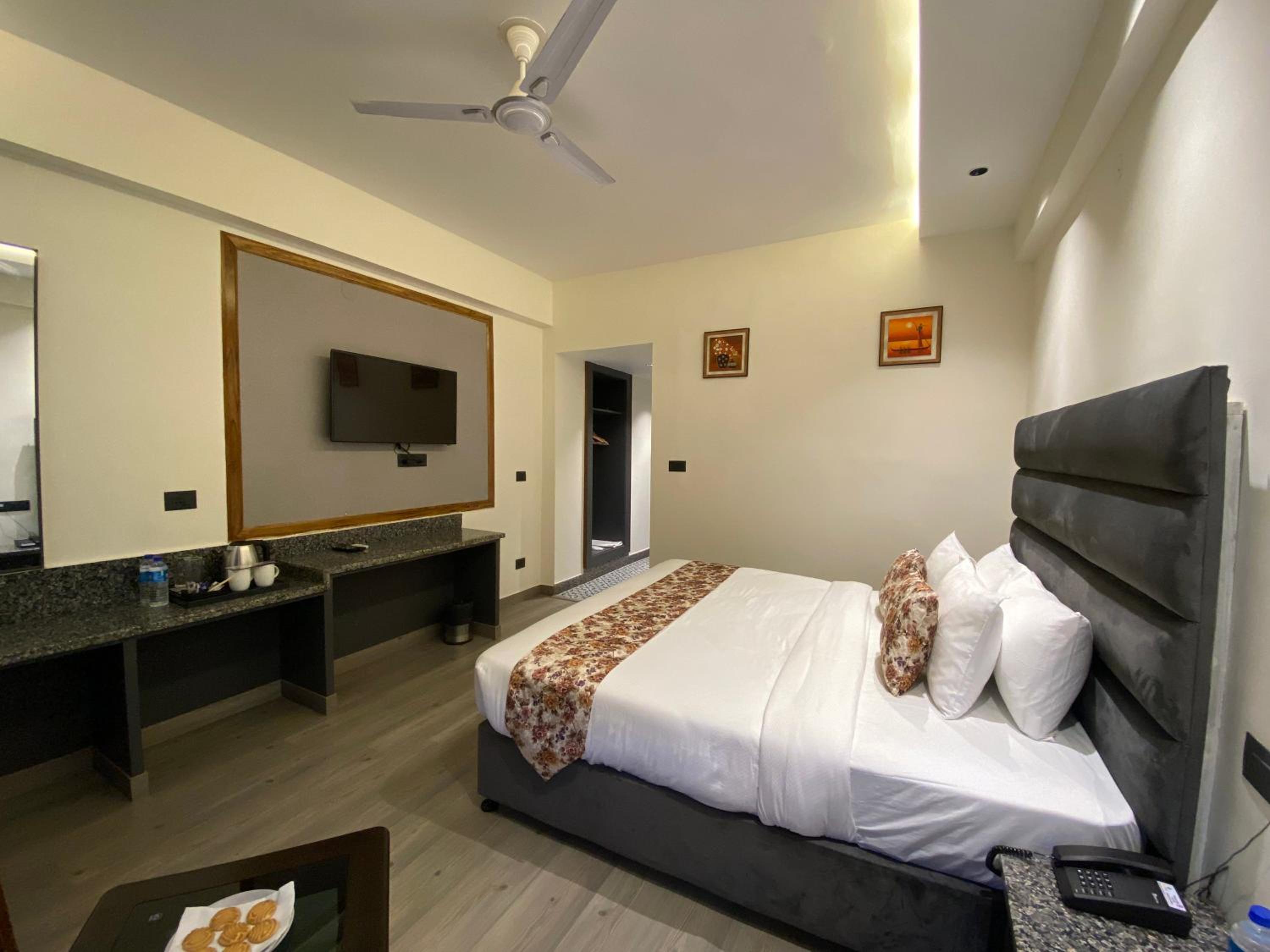 Katra Vacations - Click Sunburry Hotel Katra - Property Image 8
