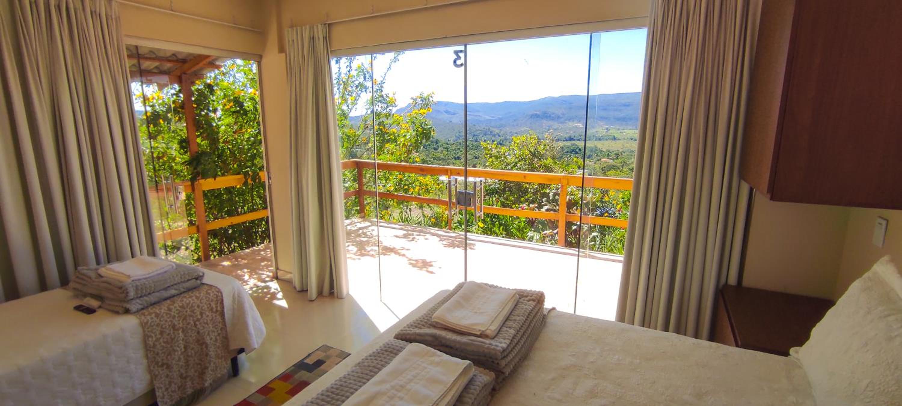 Casa de Maitreya - piscina, ar condicionado