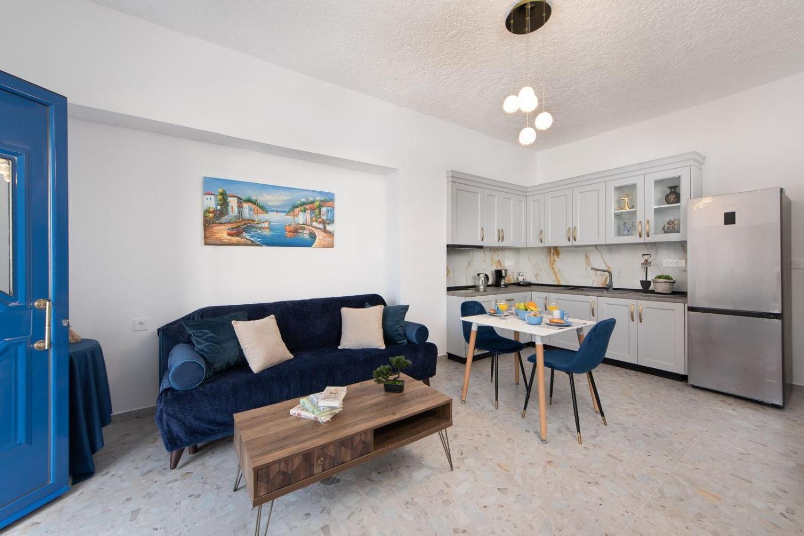 Antonia's Apartments