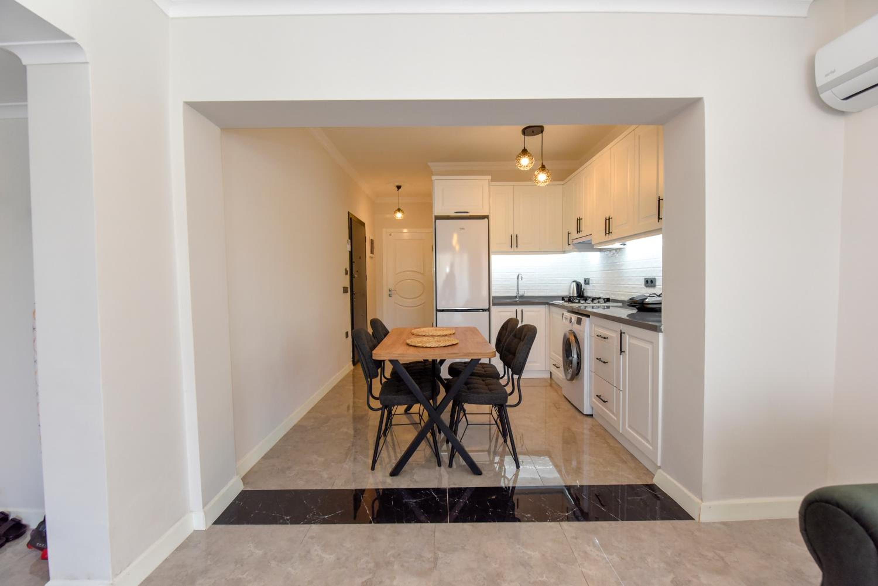 Duygu Apart etkileyici deniz manzaraları - Image 34