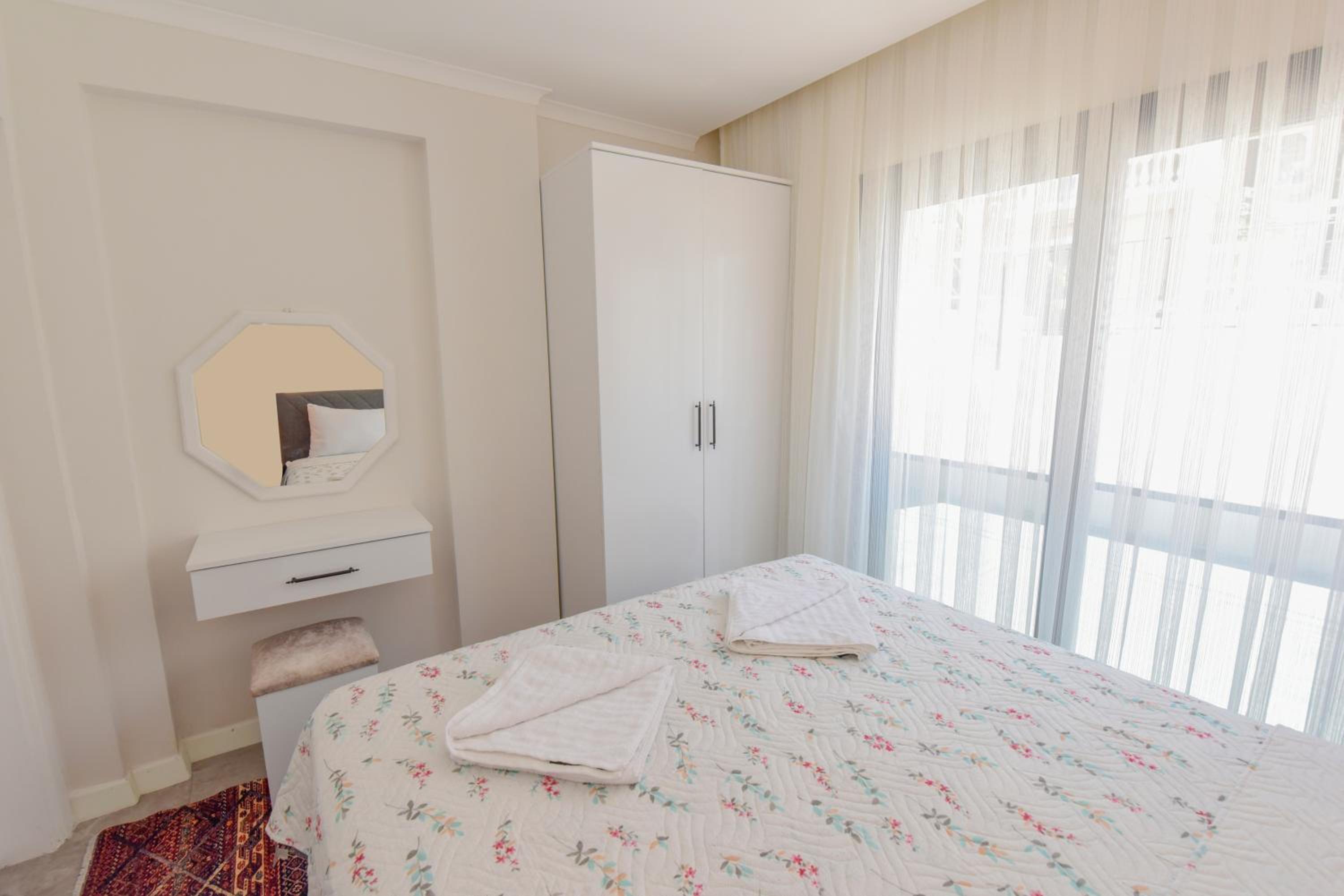 Duygu Apart etkileyici deniz manzaraları - Image 32