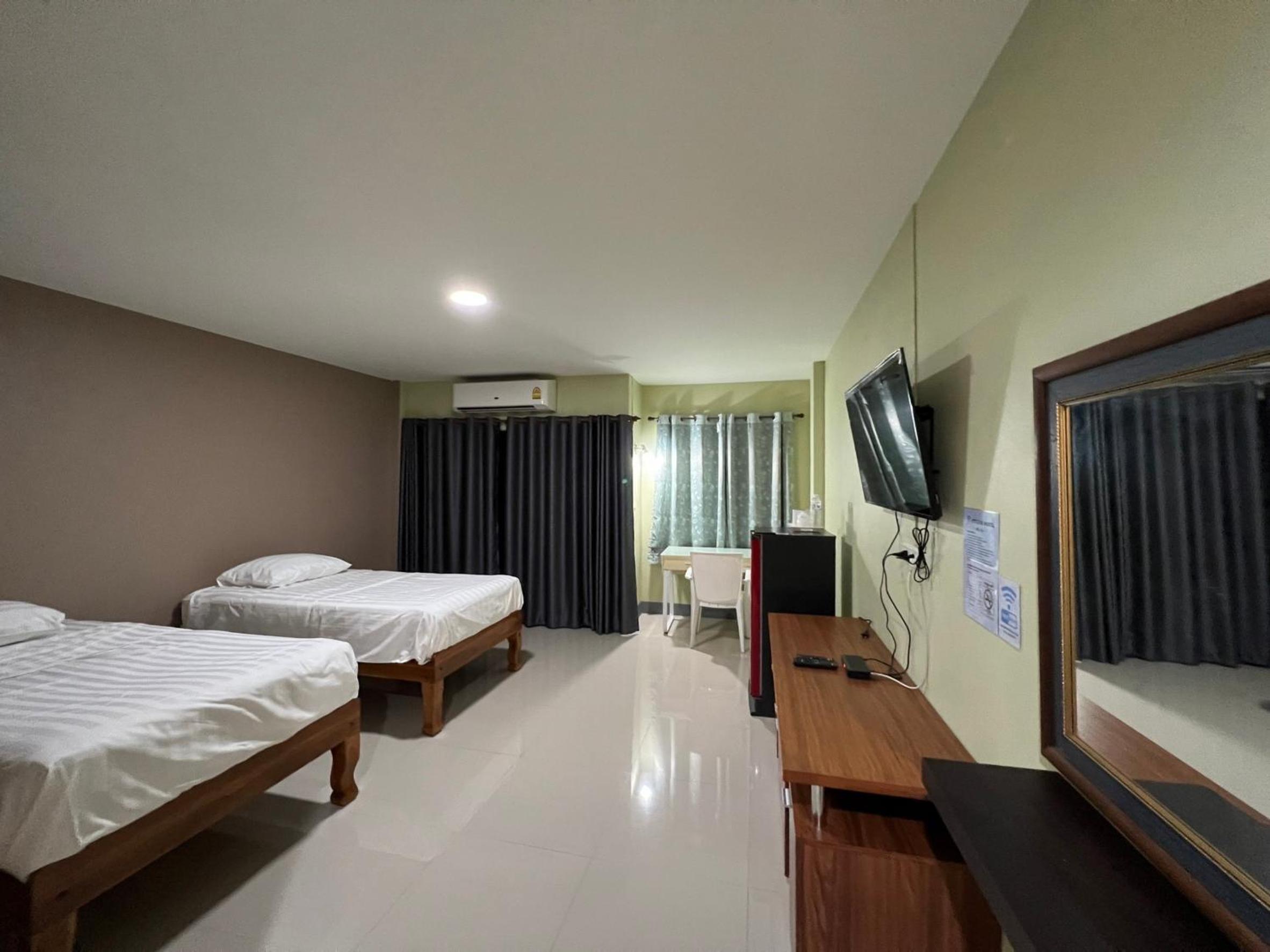 V Tharm Hotel