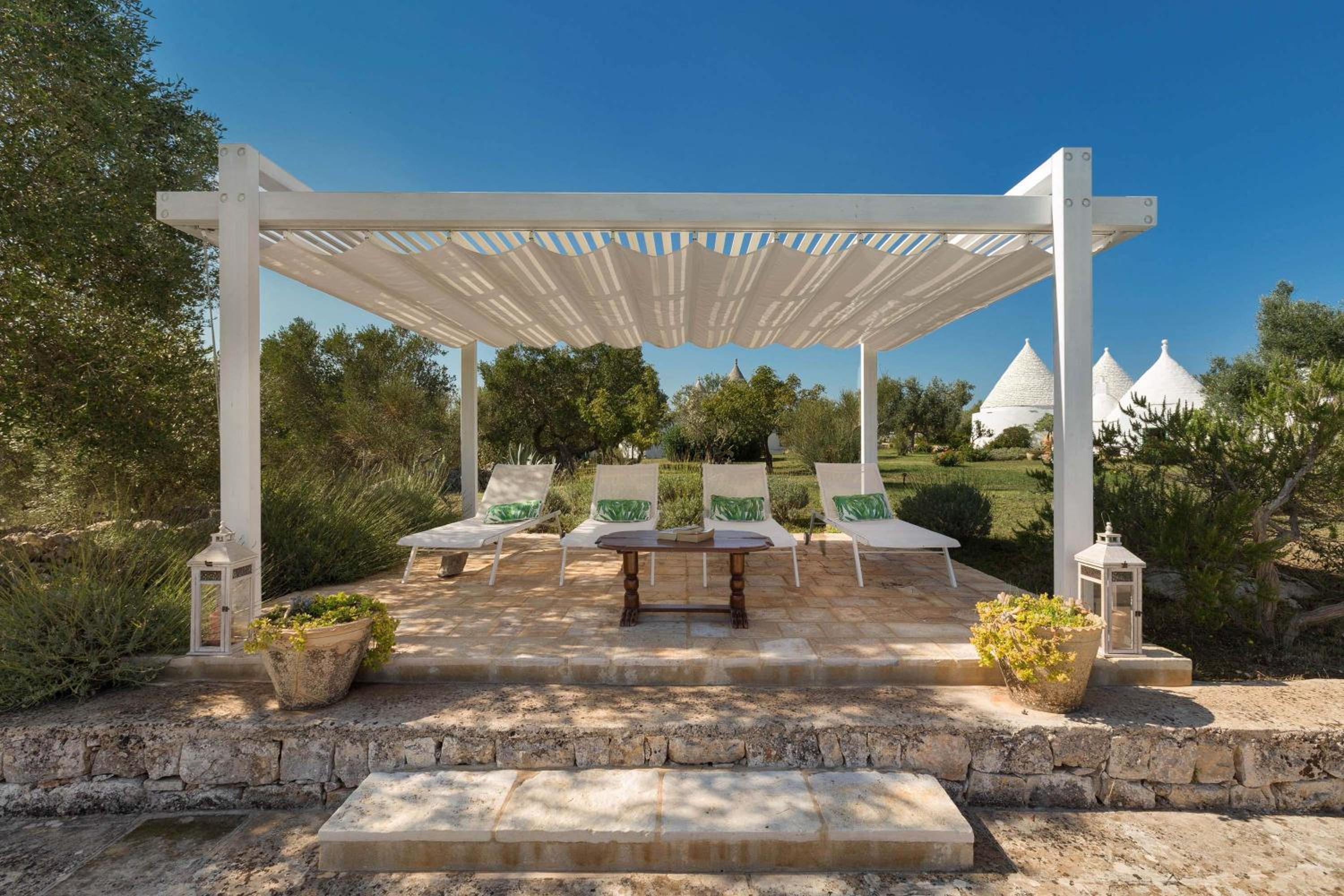 Trulli Il Cappero by Perle di Puglia