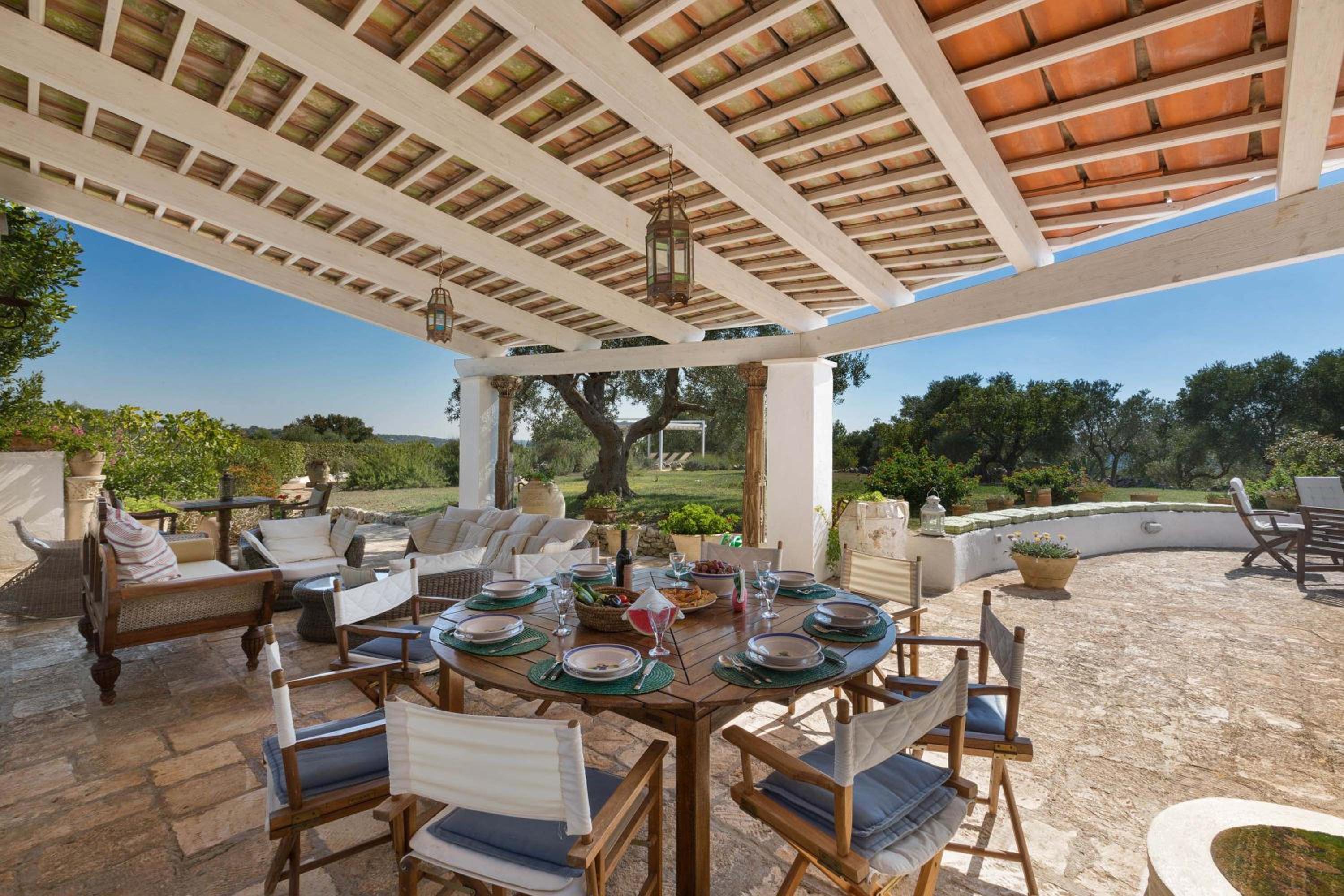 Trulli Il Cappero by Perle di Puglia