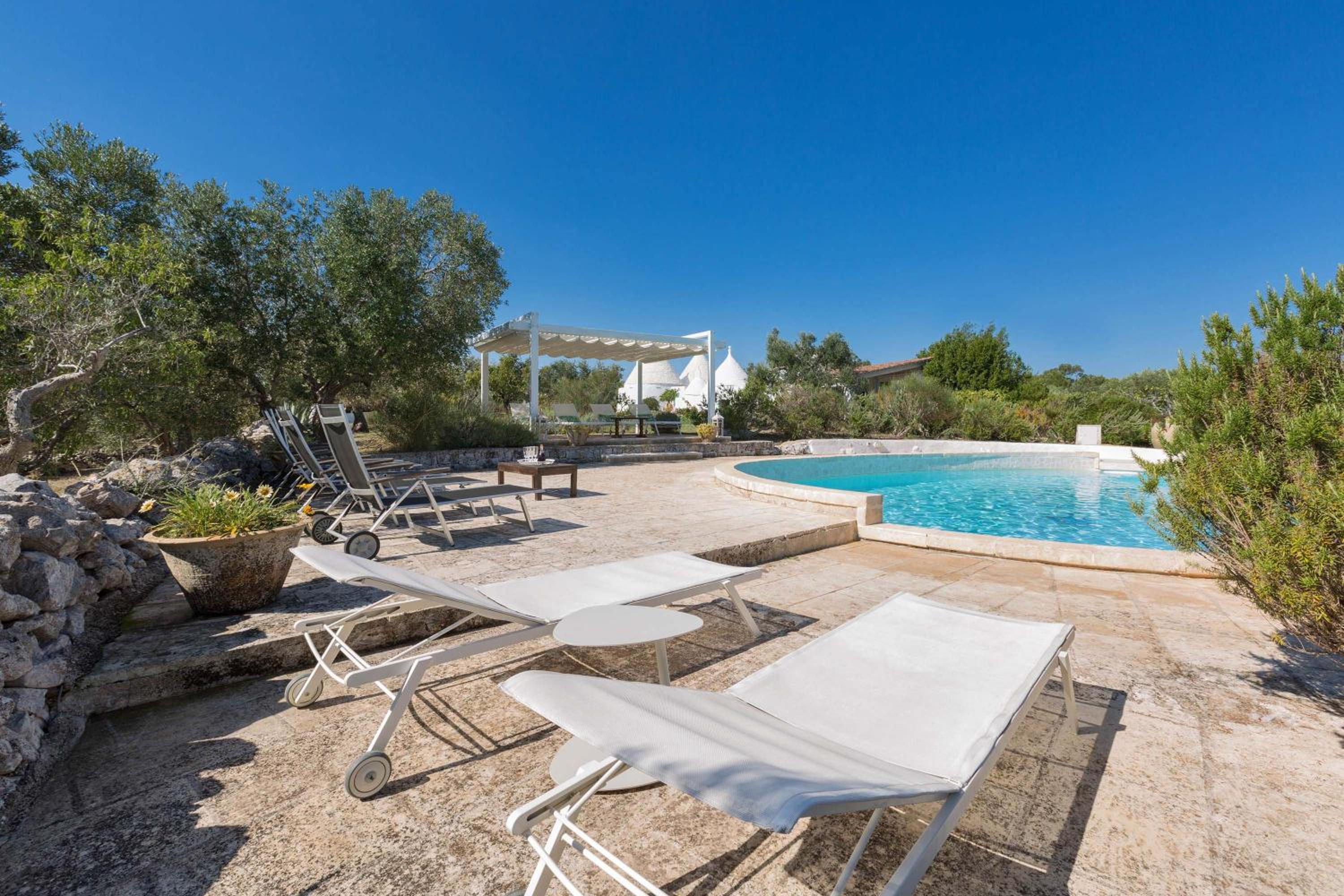 Trulli Il Cappero by Perle di Puglia