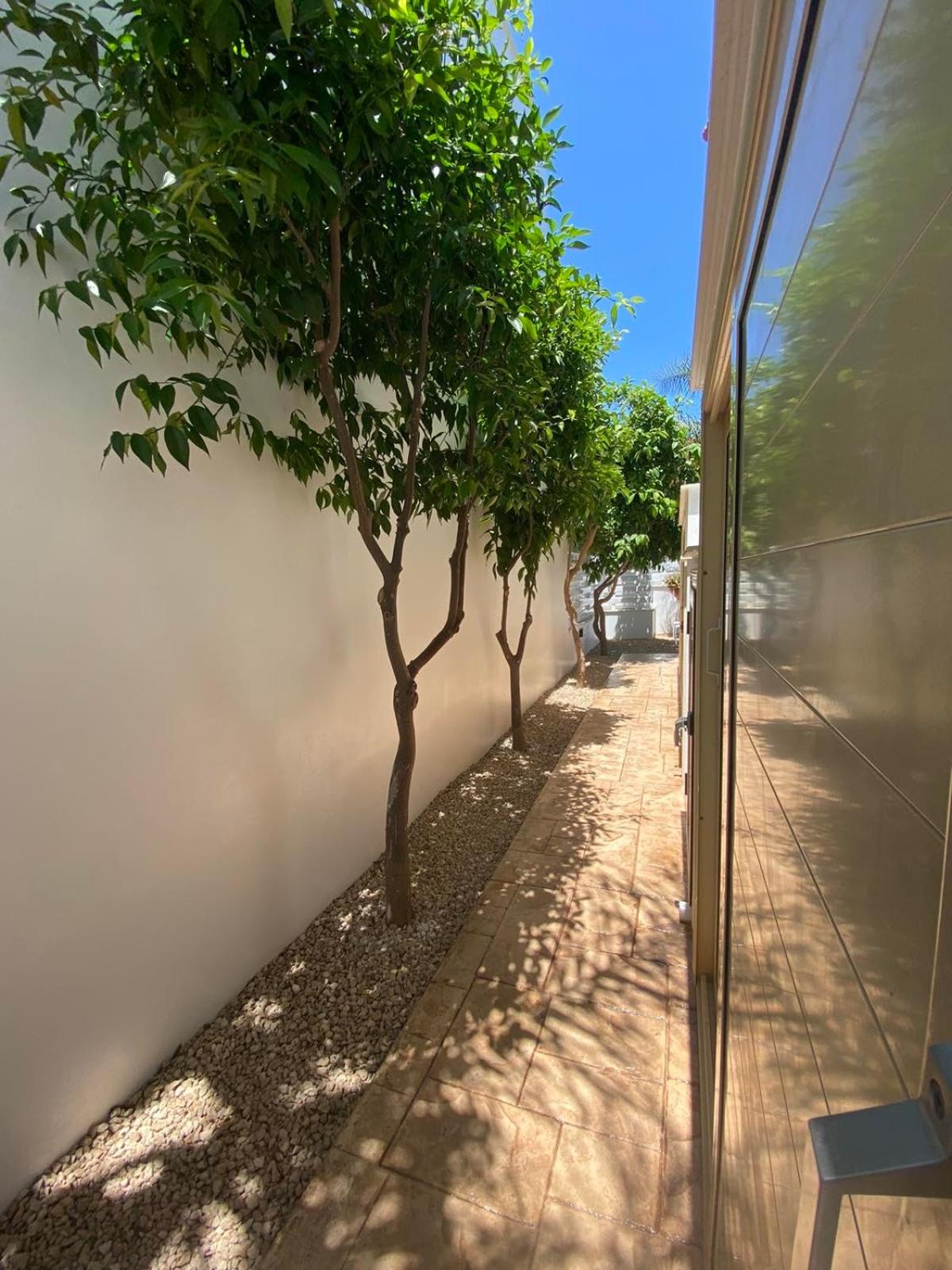 Villa Angel - Exotic Villa 200m From Beach
