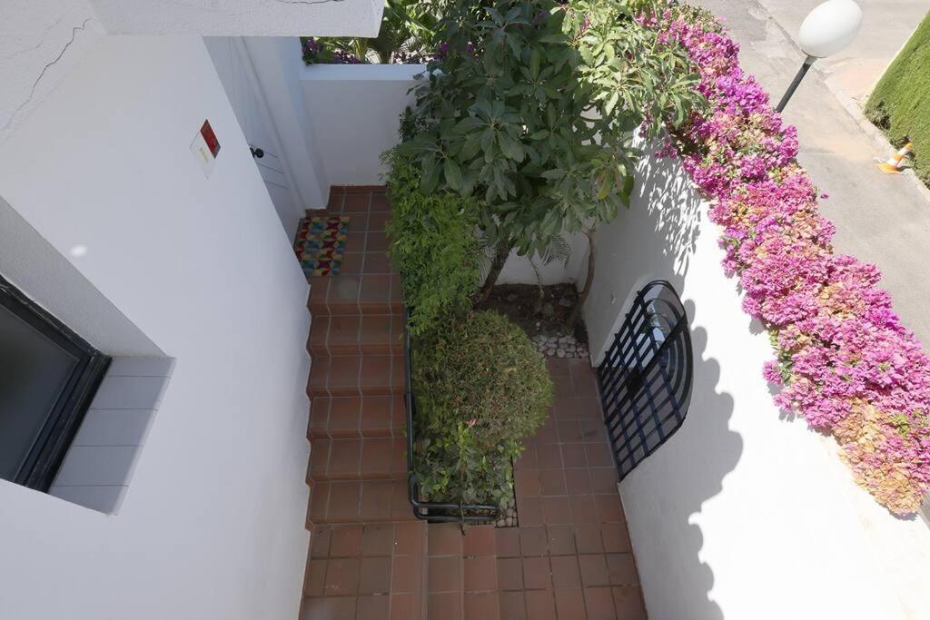 4 Bedroom Townhouse 200 meters from the Beach! view 3