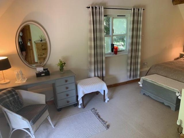 Beautiful fully equipped cottage in Market Bosworth view 3