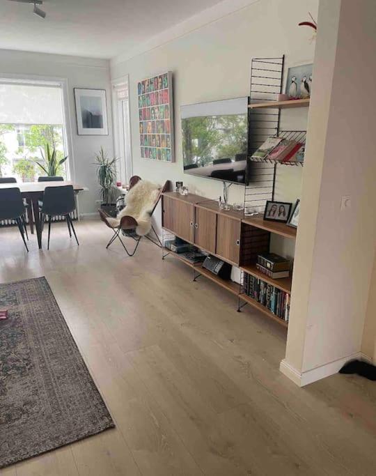 Reykjavik Apartment With 4 Bedrooms - City Center view 5