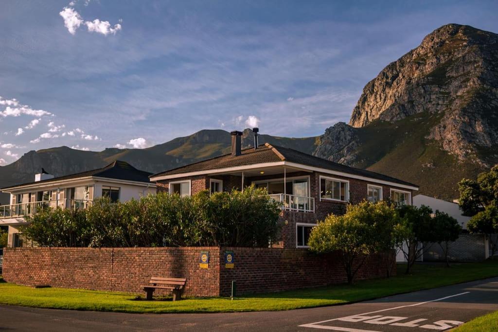 The Mountainview Family Retreat