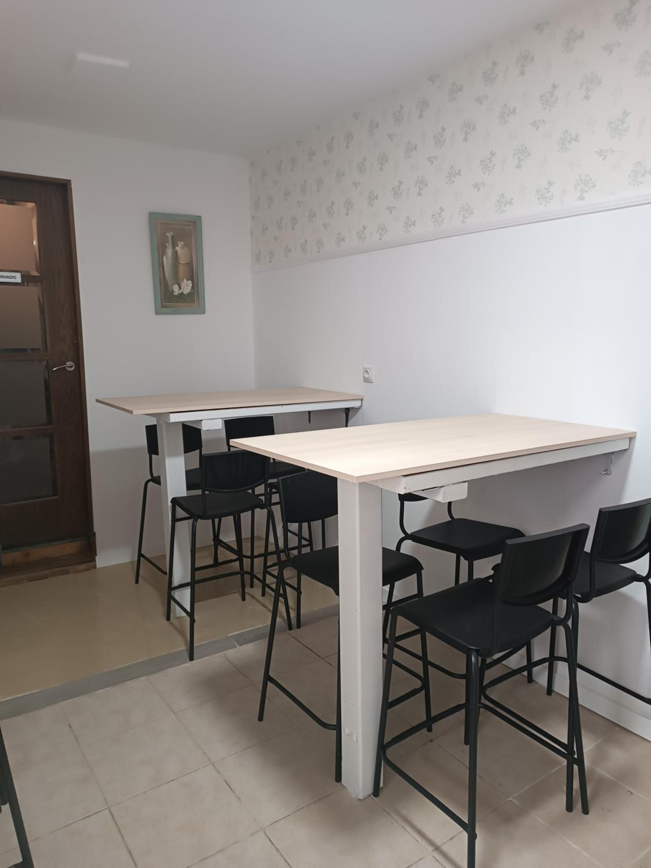 Hostel Bretema