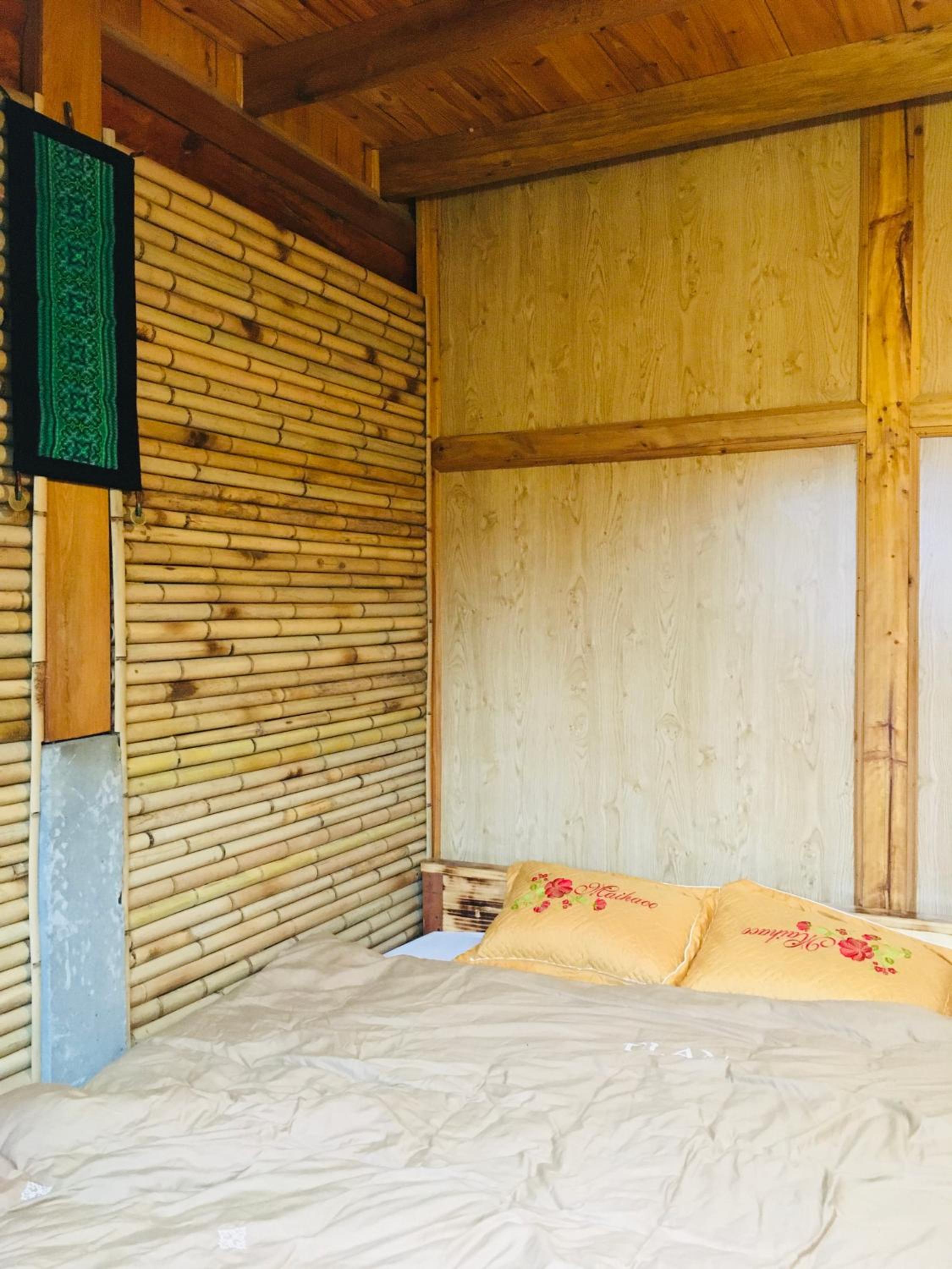 Sapa Local Guide Homestay Trek 2 Days 1 Night or Multi-Day Trekking