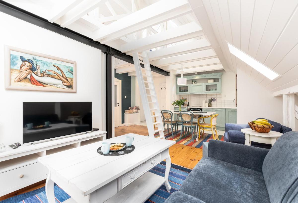 2HomeRent Emily view 5