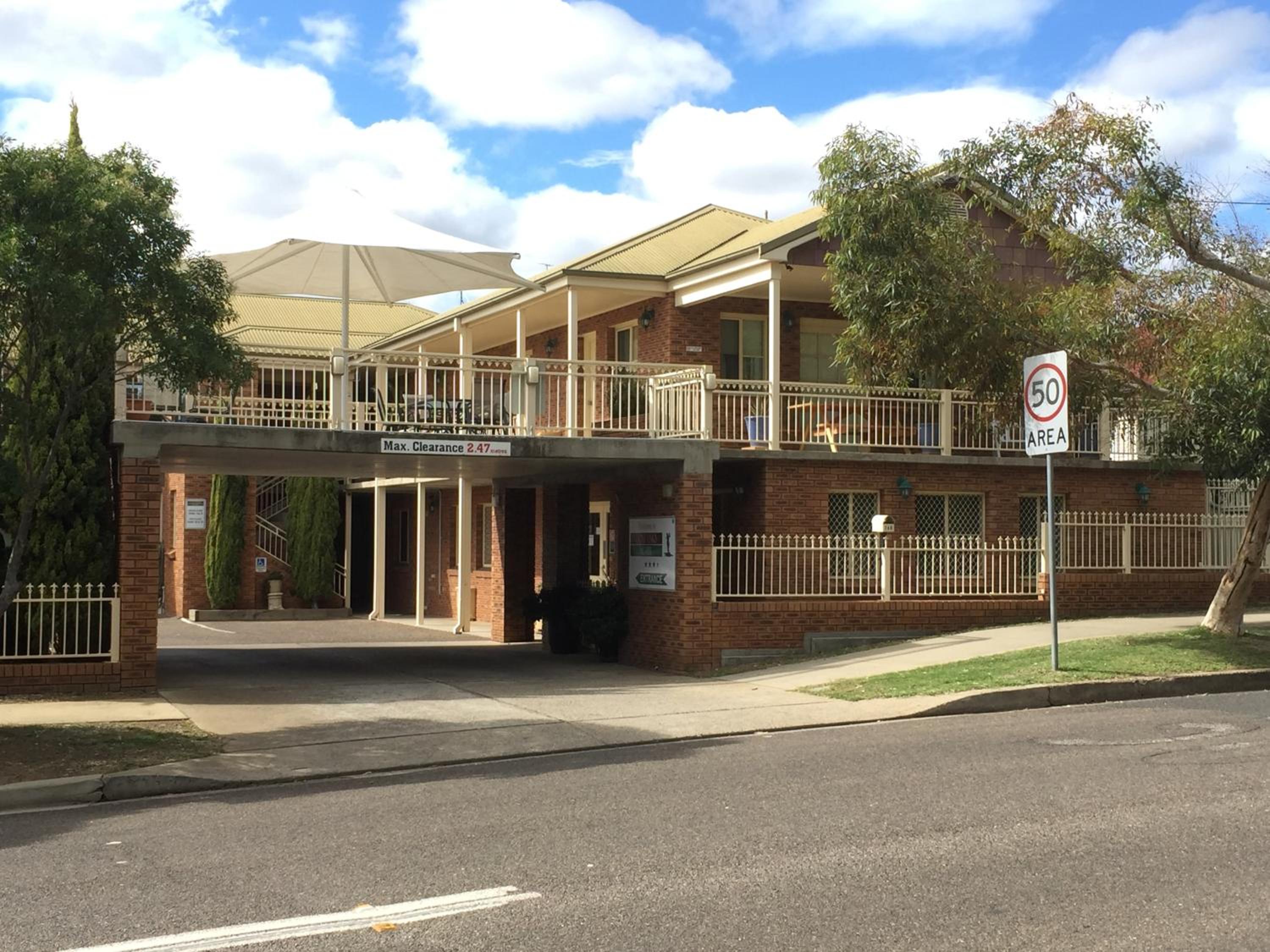 Golf Links Motel