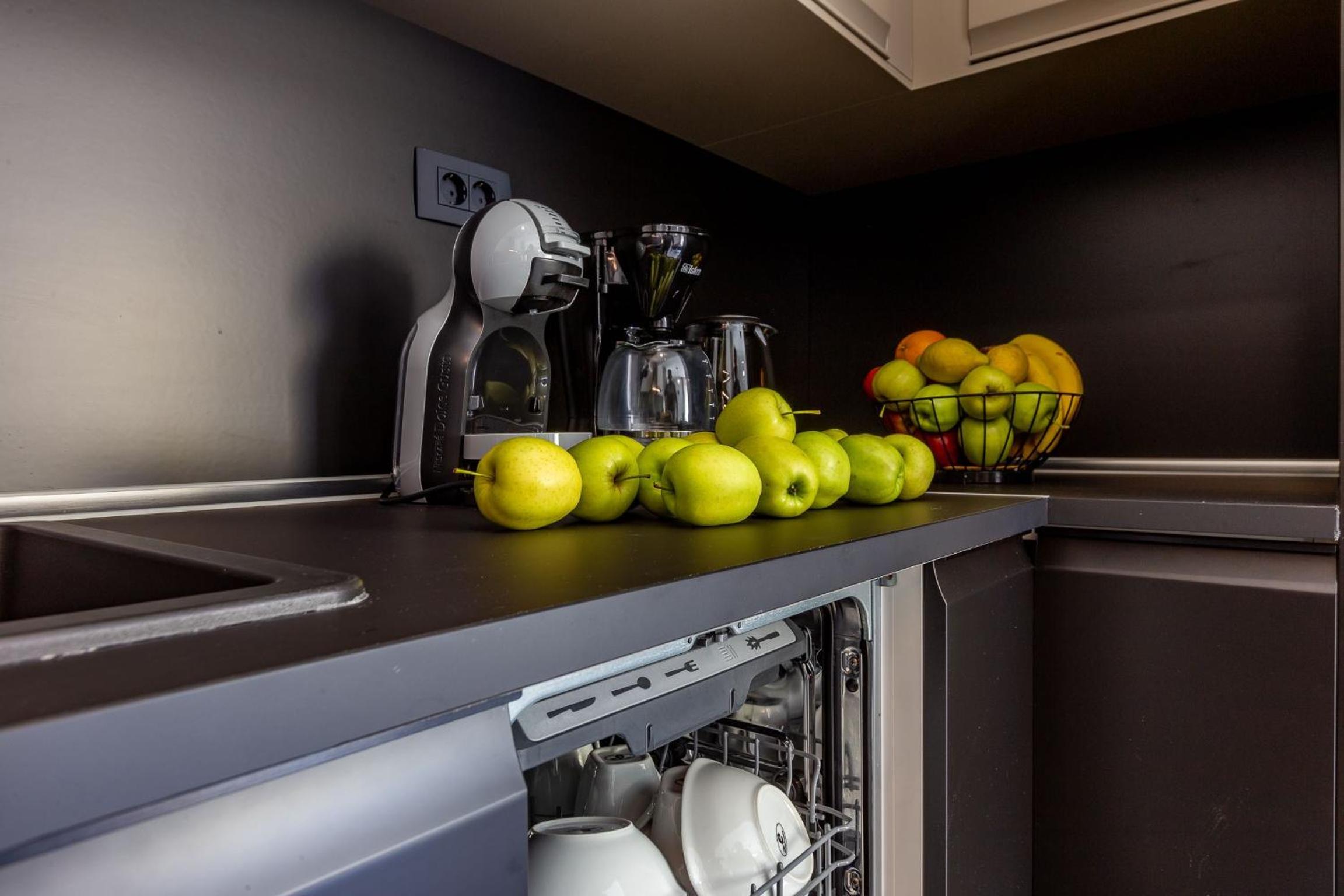 LPL Luxury Apartments