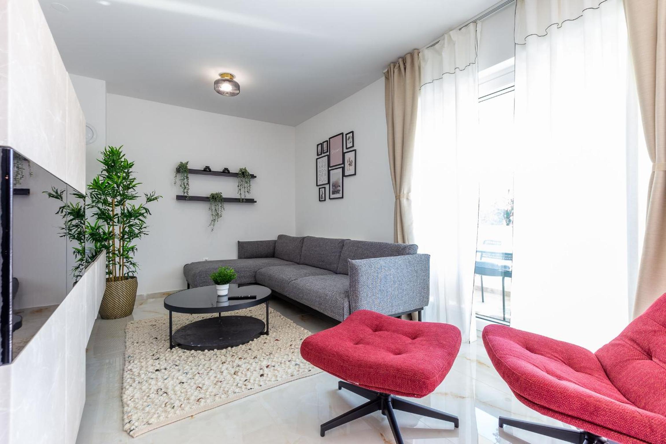 LPL Luxury Apartments