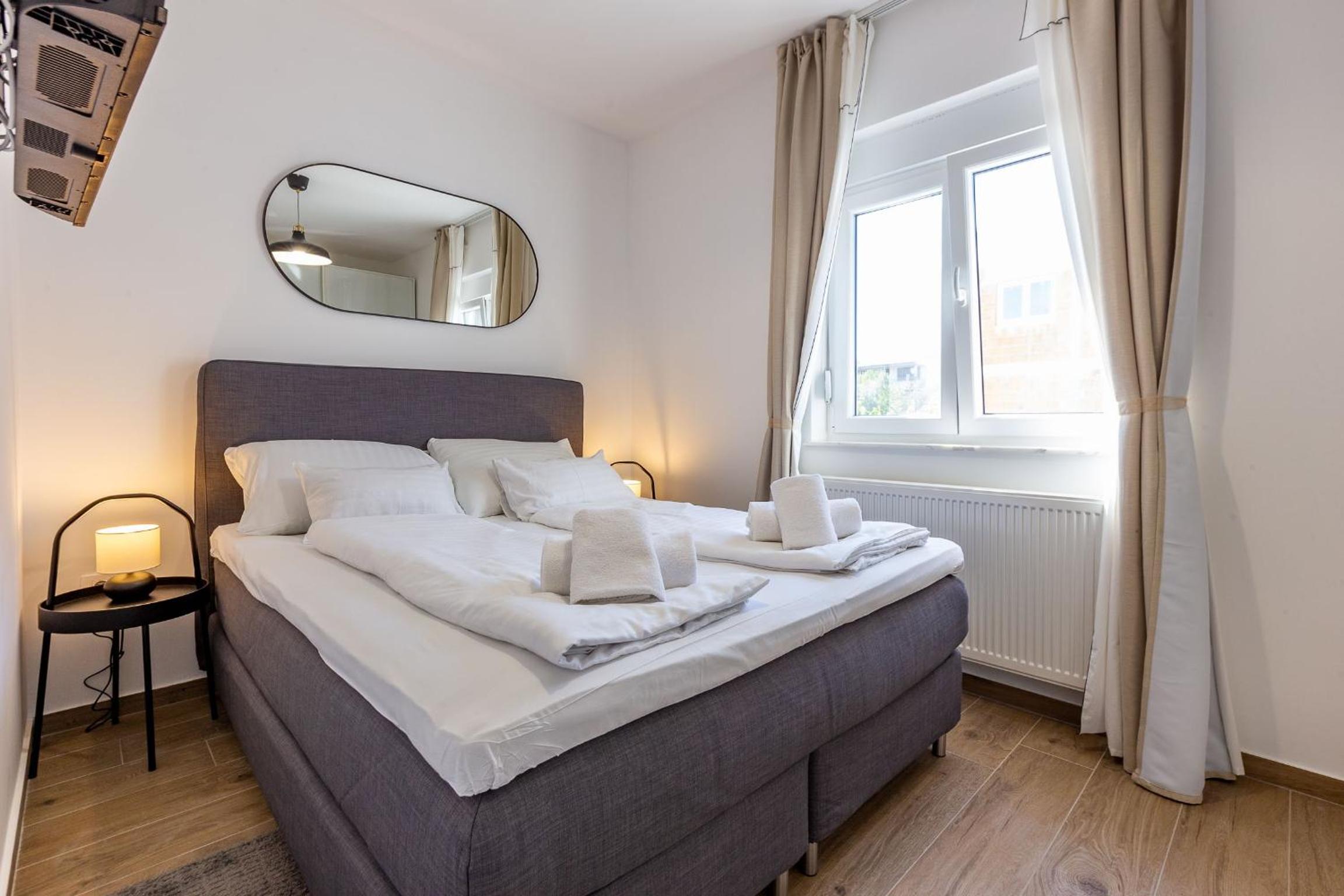 LPL Luxury Apartments