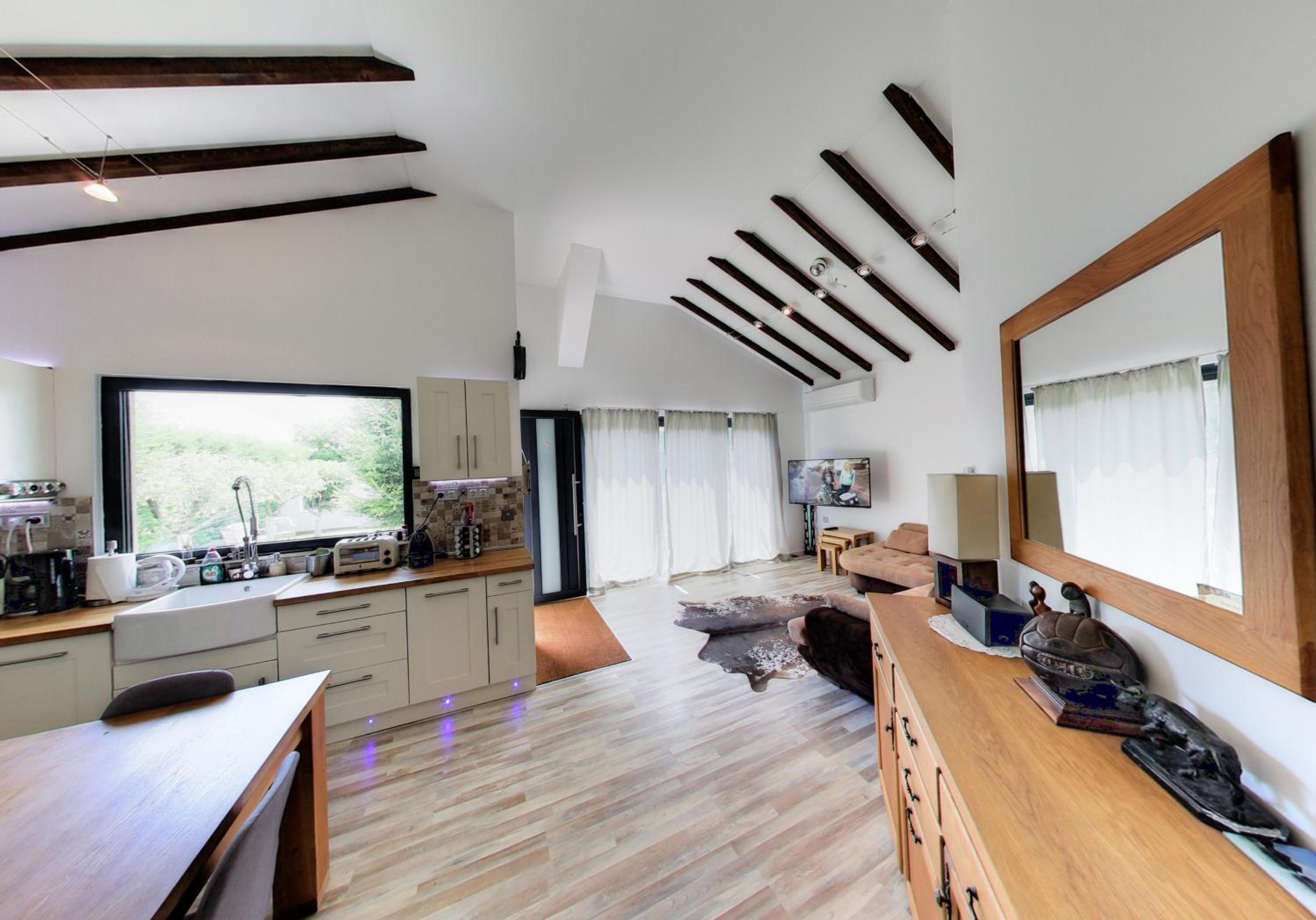 VARNA KABAKUM HOUSE